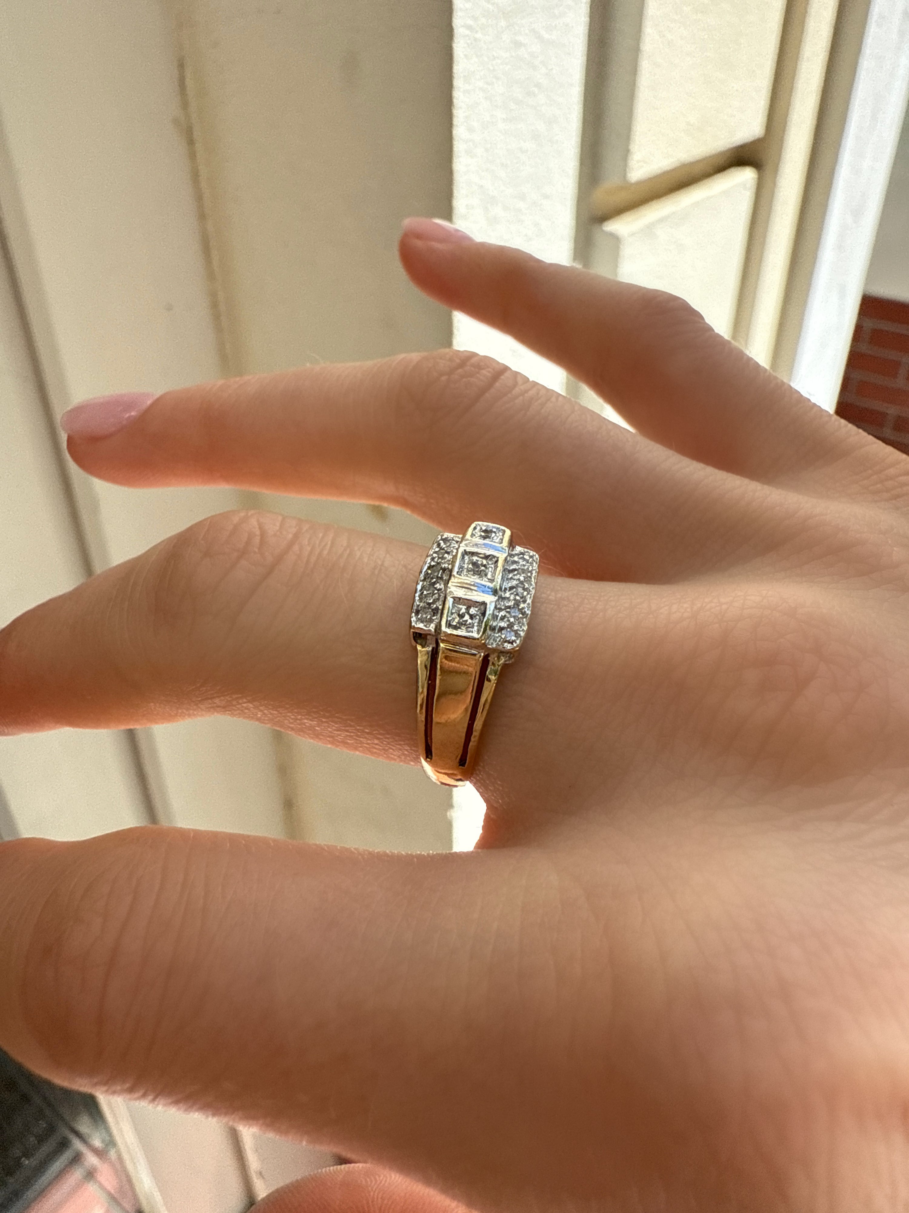 #1055 14k Ring mit 13 Diamanten - RG 54