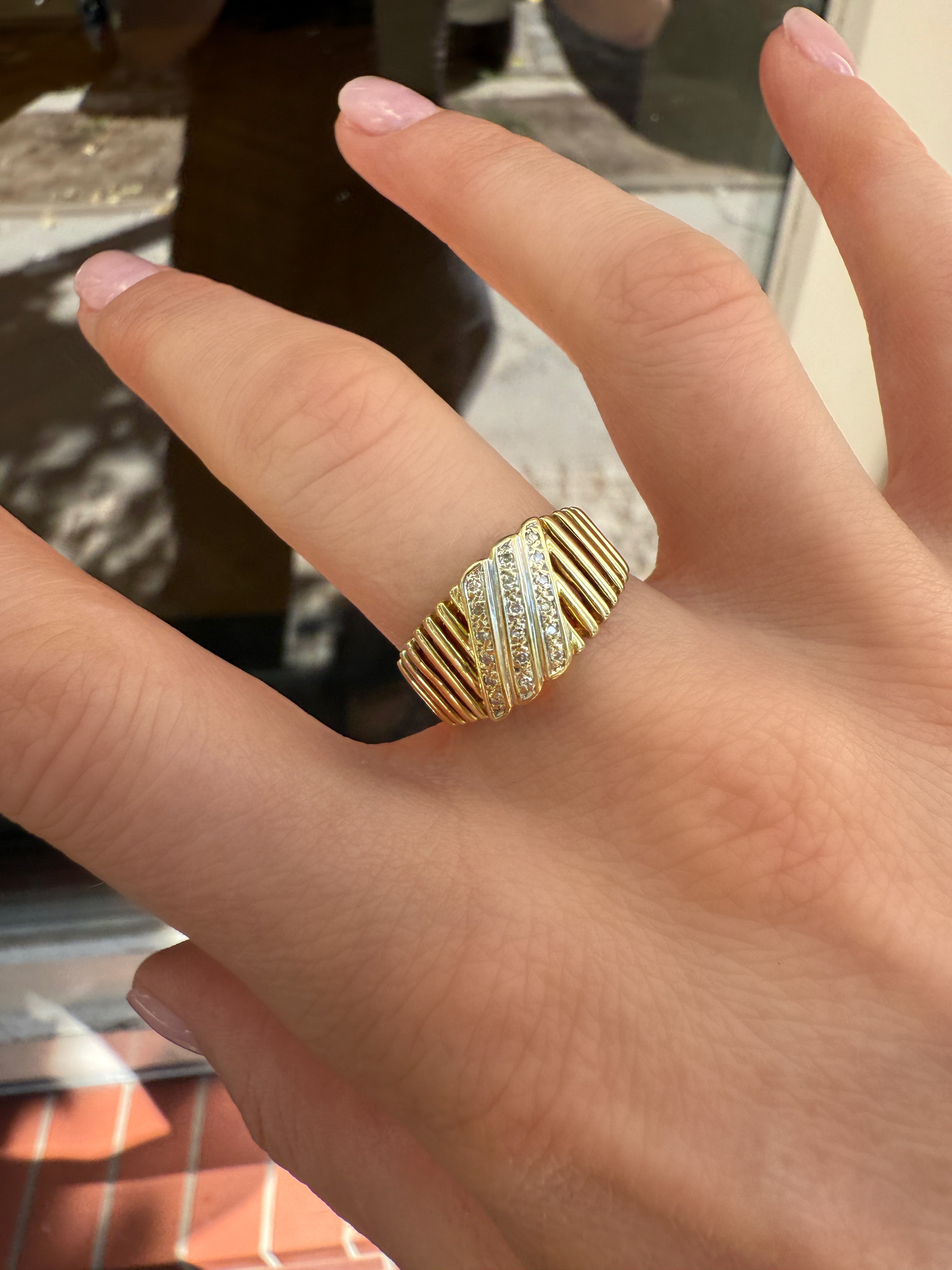 #1063 14k Ring mit 18 Diamanten - RG 58