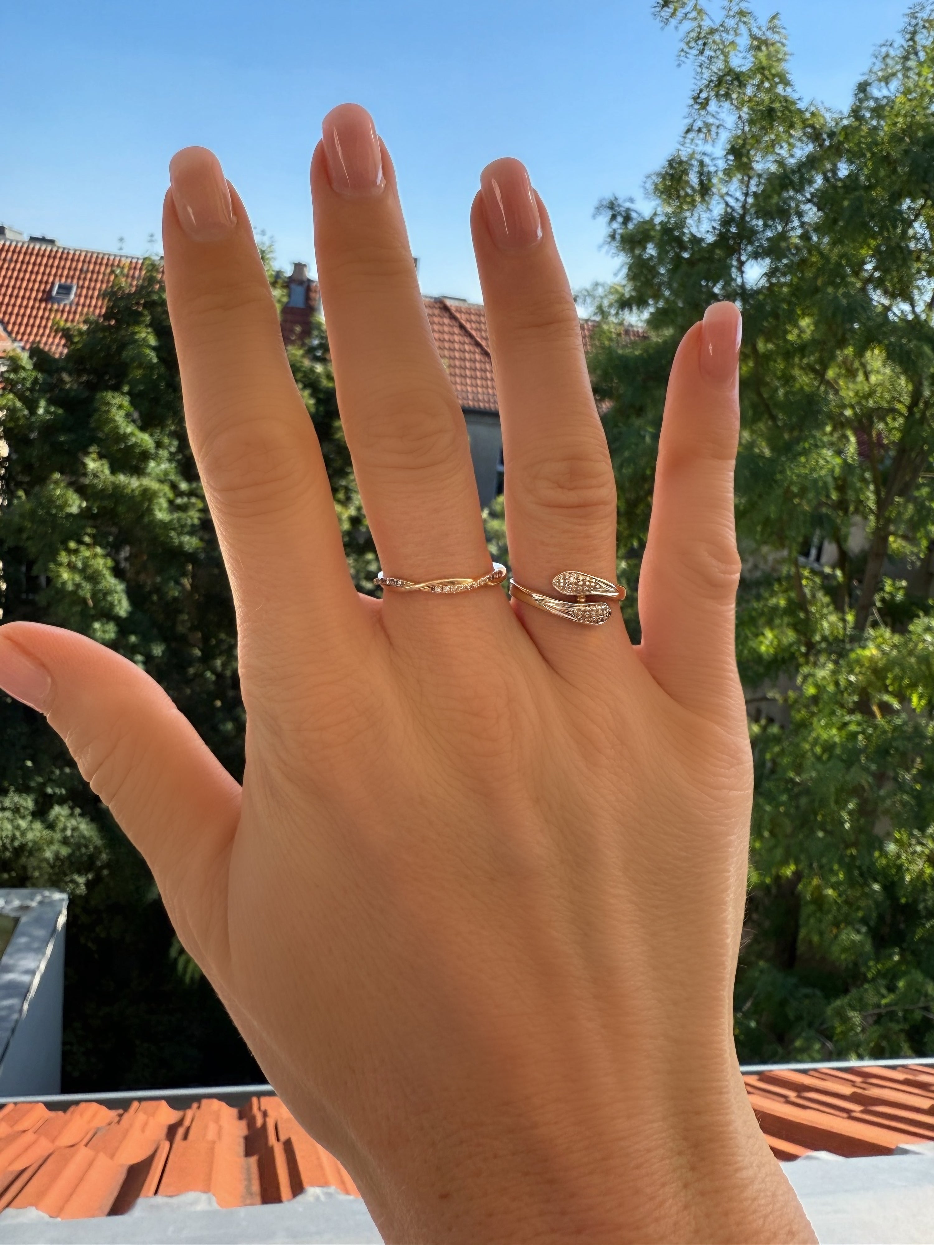 #58: 8k Snake Ring mit 4 Diamanten - RG 54