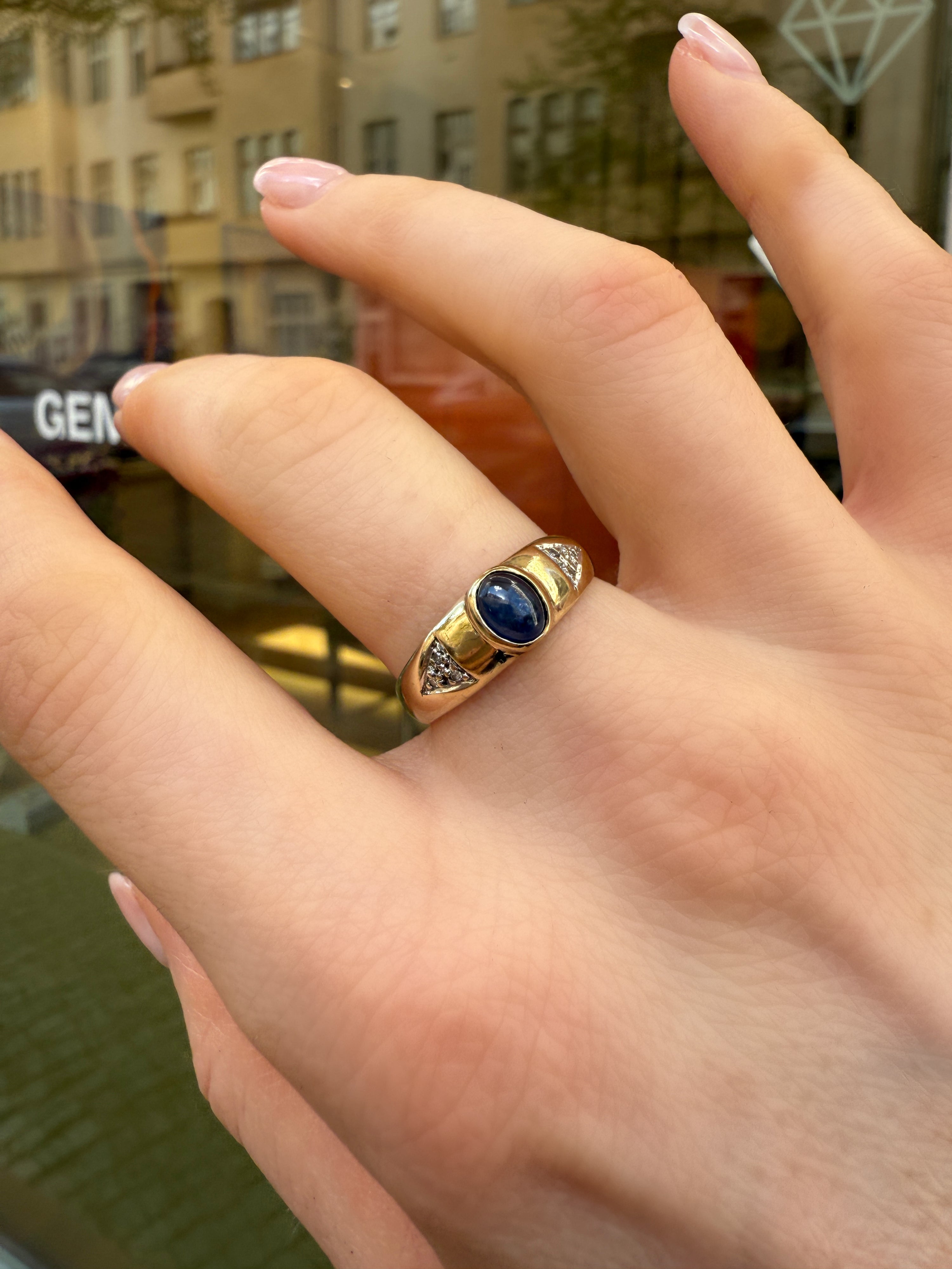 #876 8k Ring mit Saphir & 6 Diamanten - RG 56
