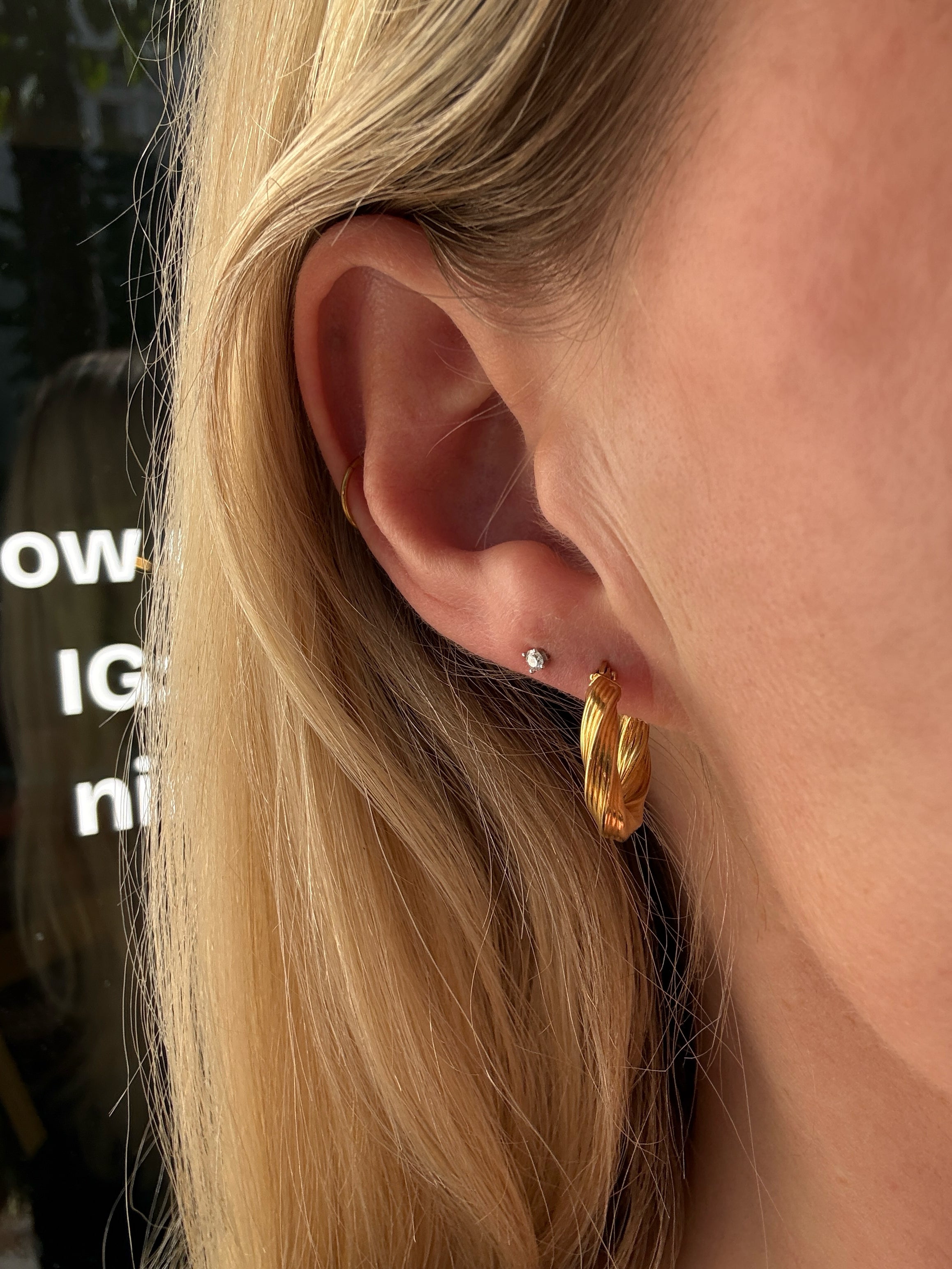 #1201 14k Hoop Earrings - 2cm