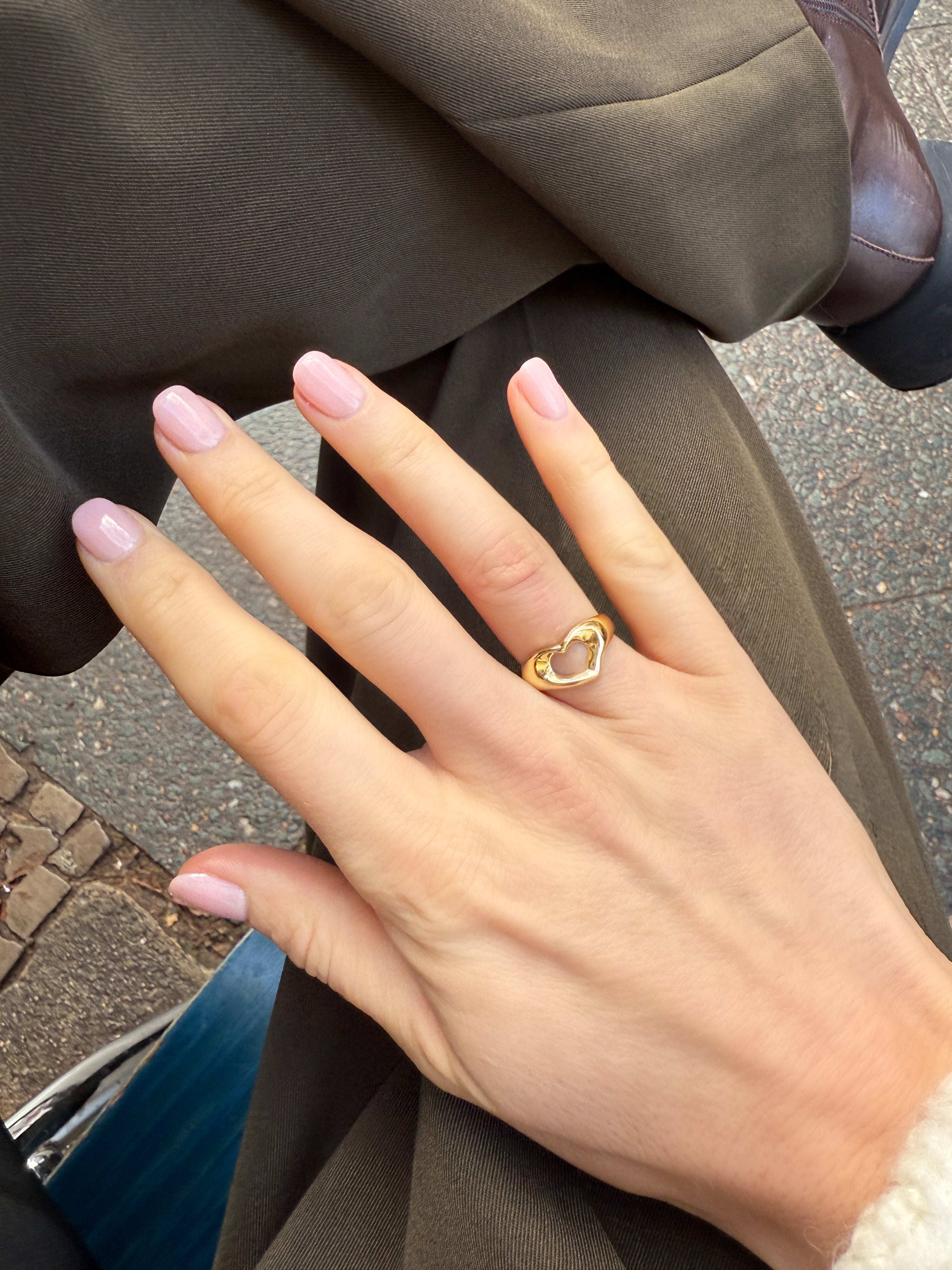 #337 18k Tiffany & Co. Elsa Peretti Open Heart Ring - RG 52