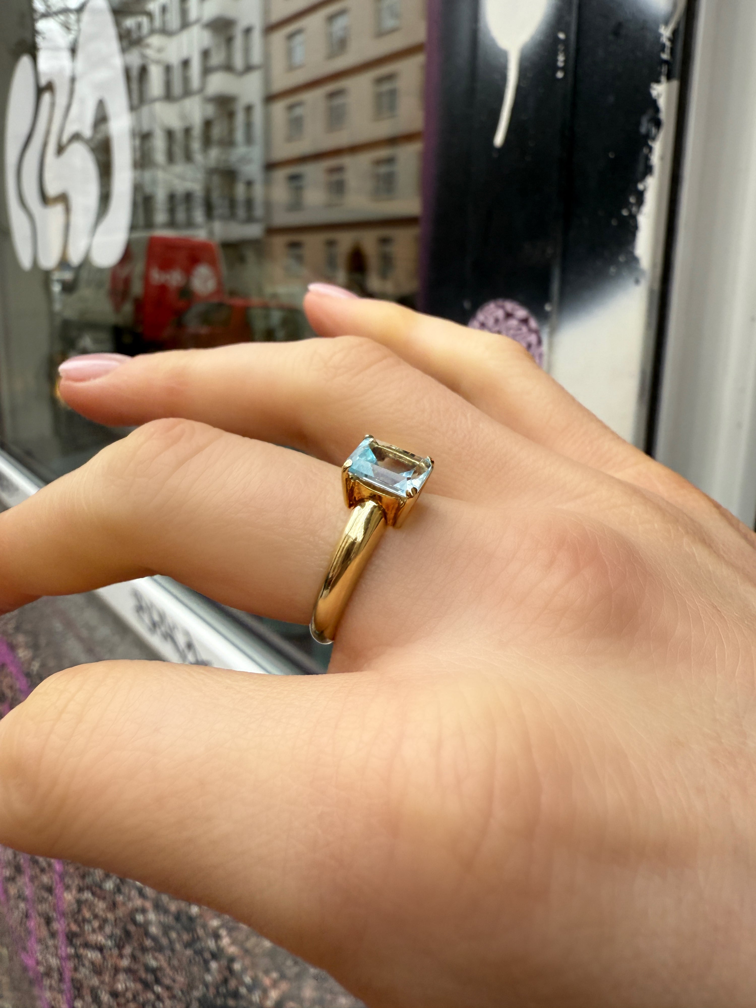 #605 8k Ring mit Aquamarin - RG 56
