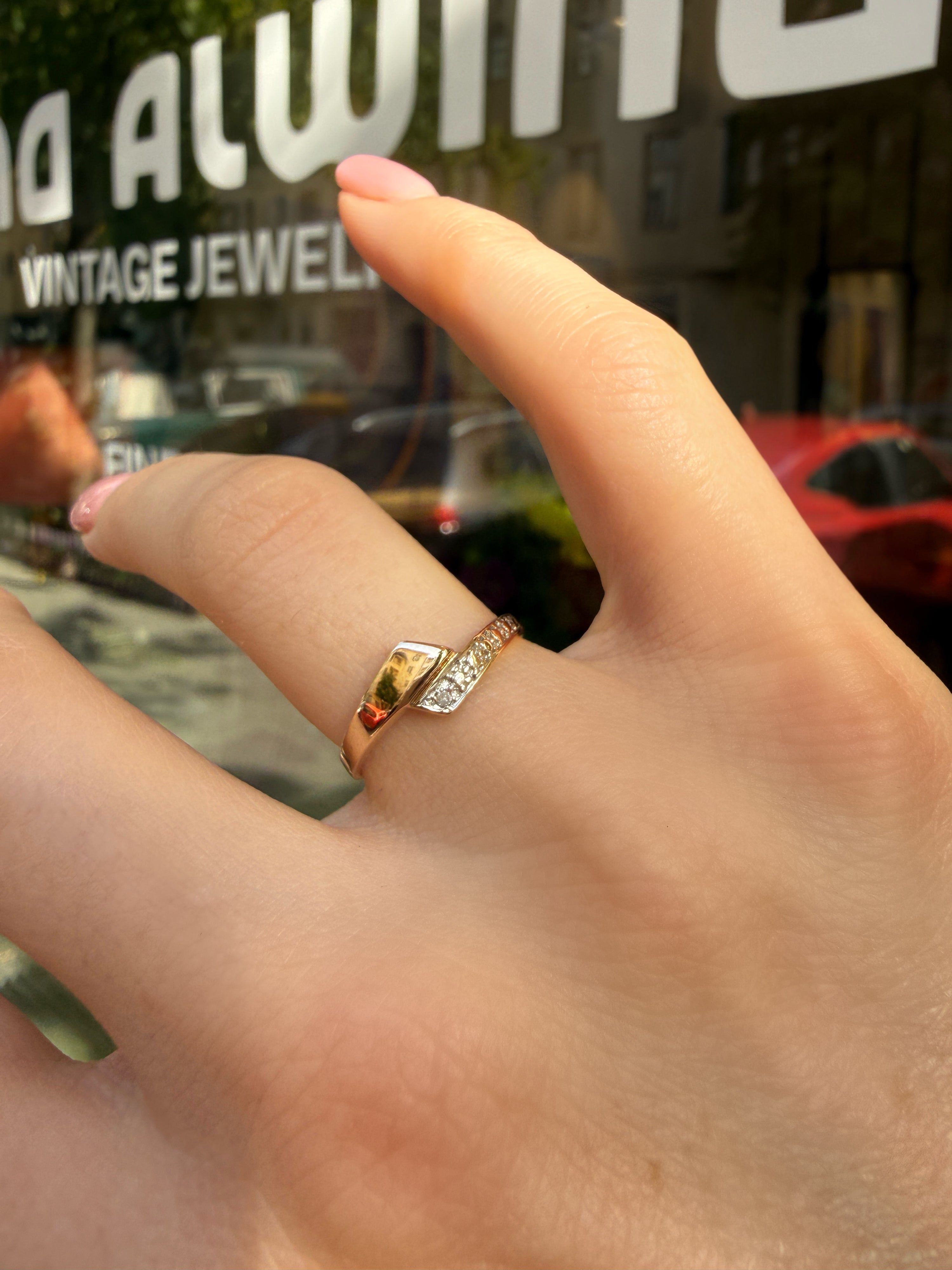 #1327 14k Ring mit Diamanten - RG 52