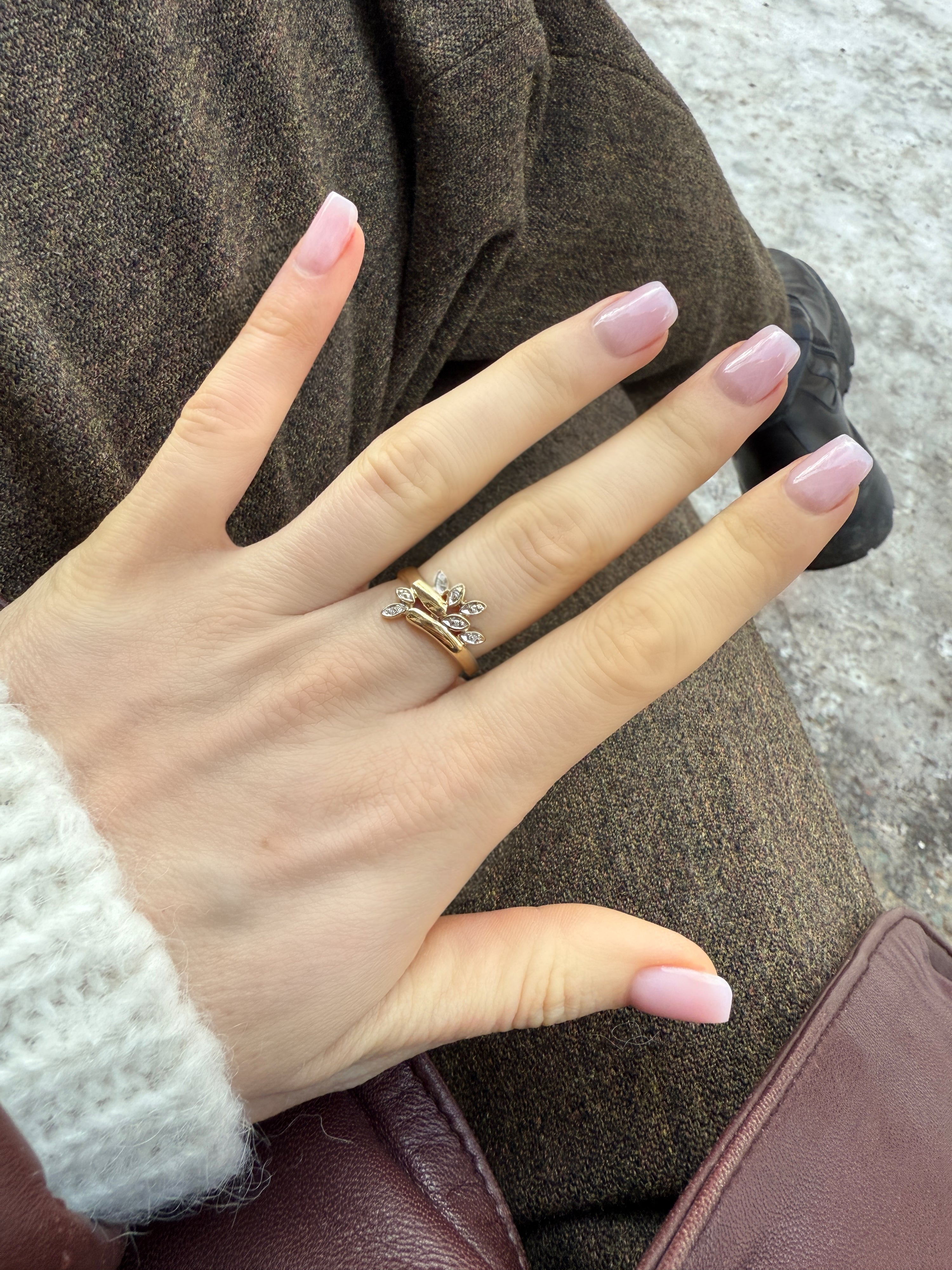 #541 8k Ring mit 7 Diamanten - RG 54