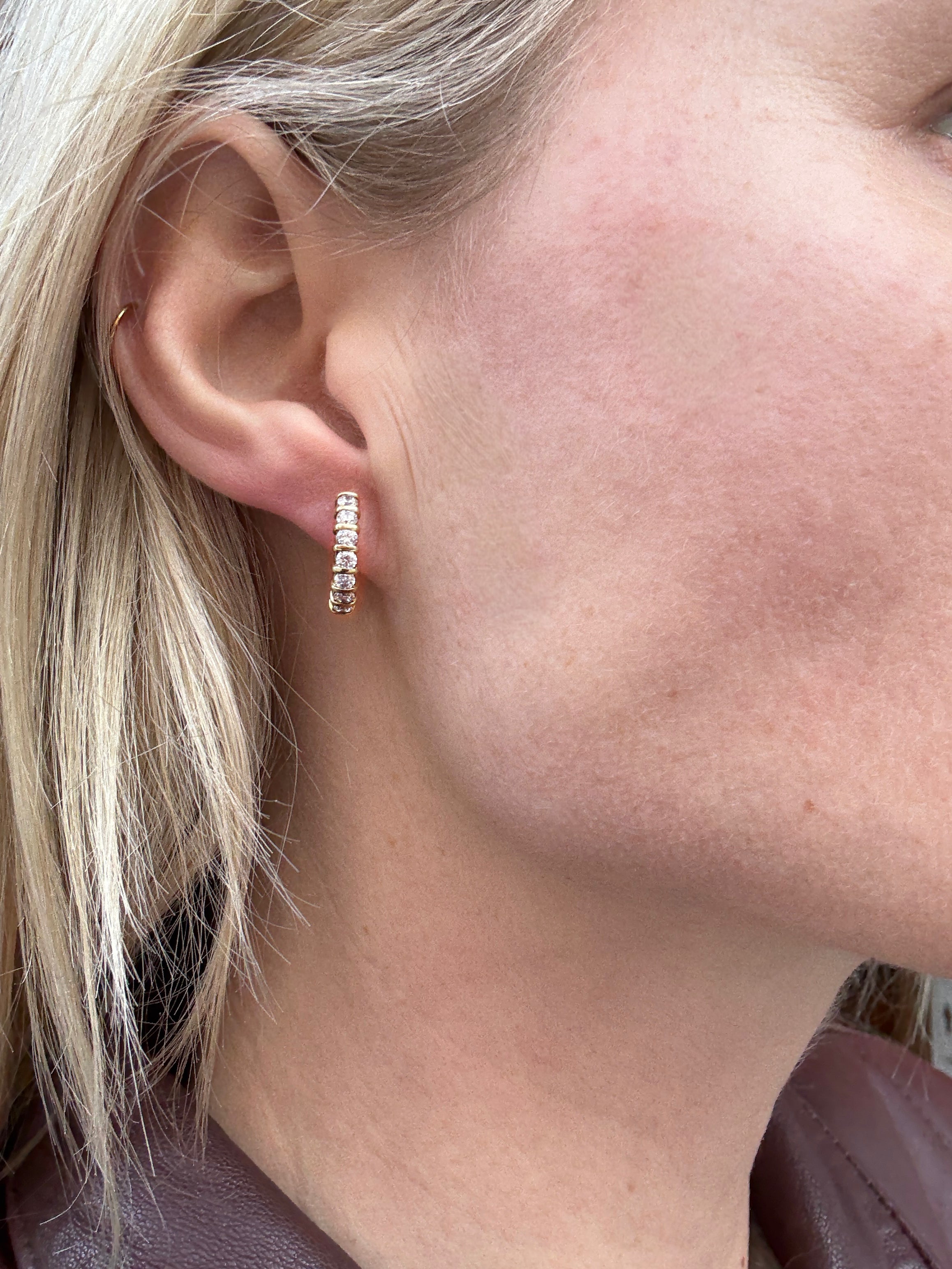 #515 Massive 8k Creolen mit Zirkon - 1,5cm