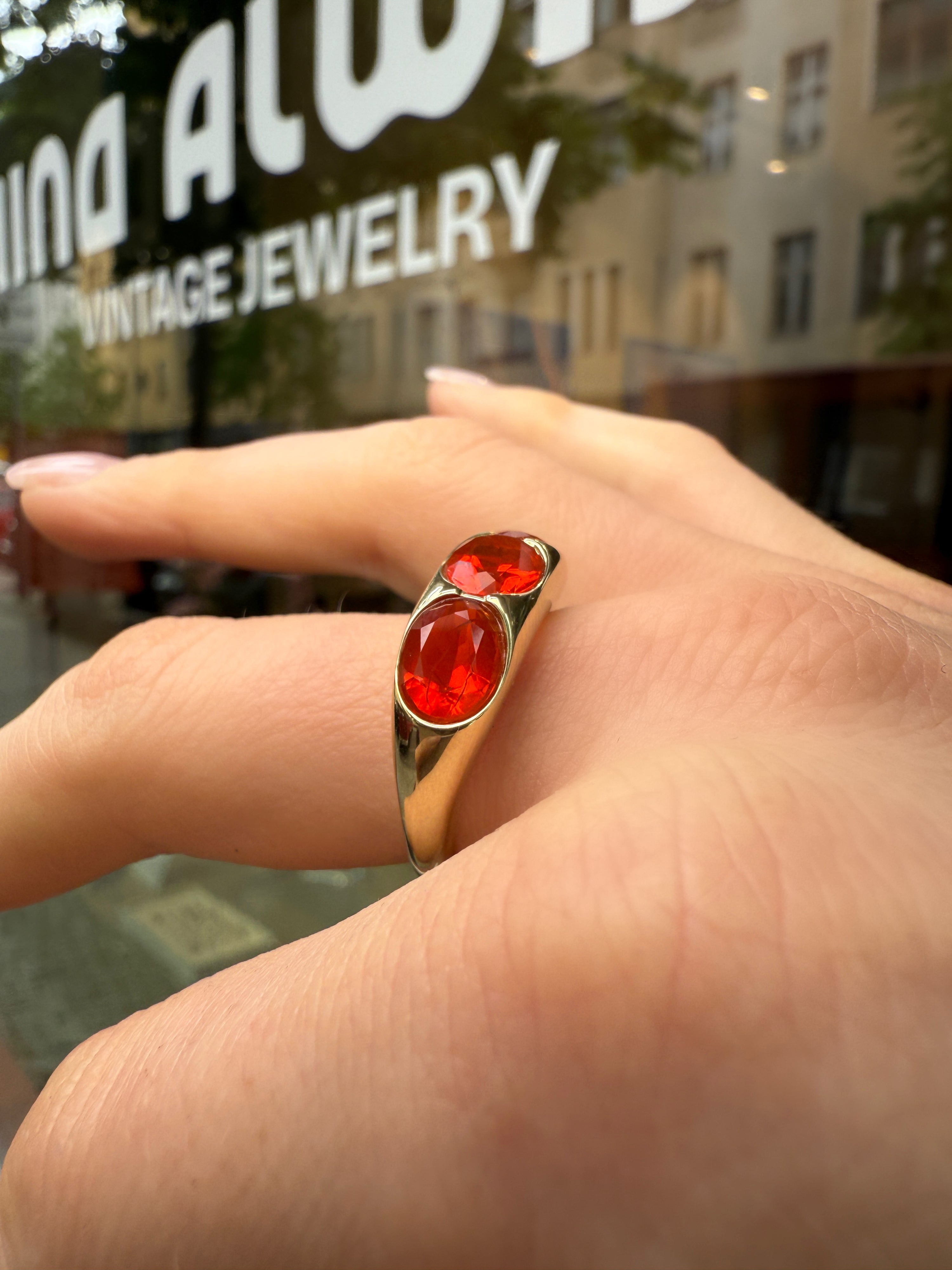 #952 14k Ring mit Cherryopalen - RG 60