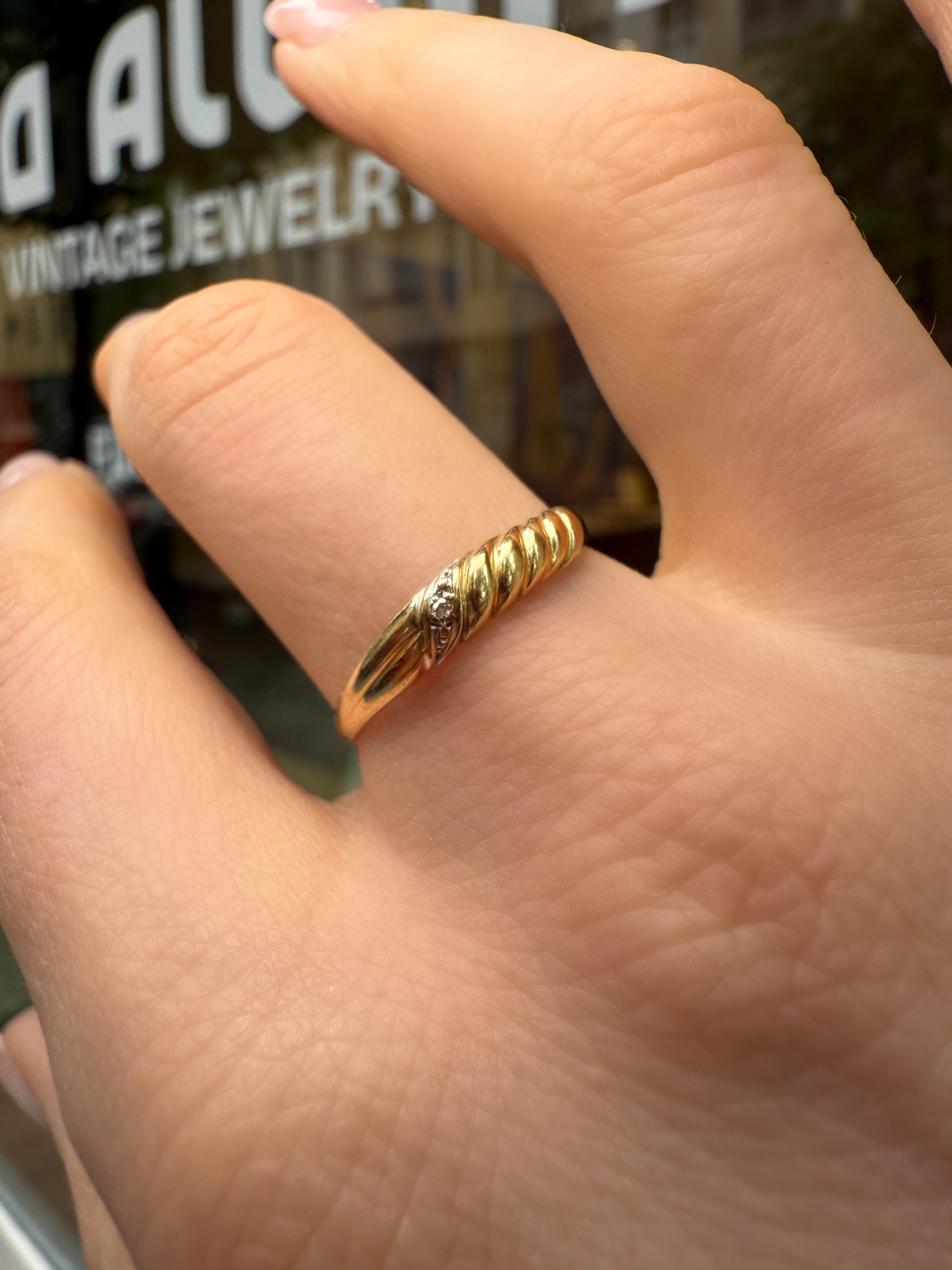 #970 14k Ring mit Diamant - RG 57
