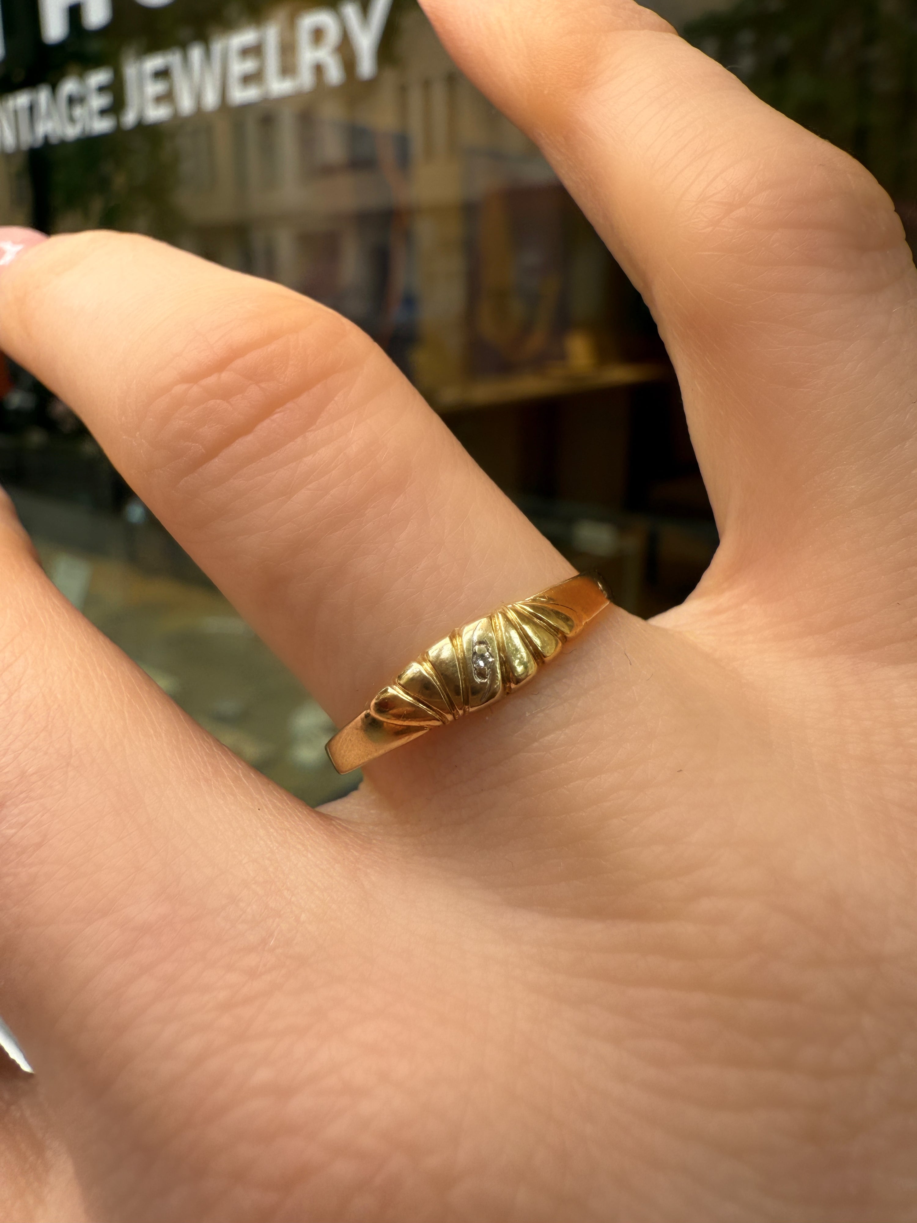 #965 8k Ring mit Diamant - RG 54