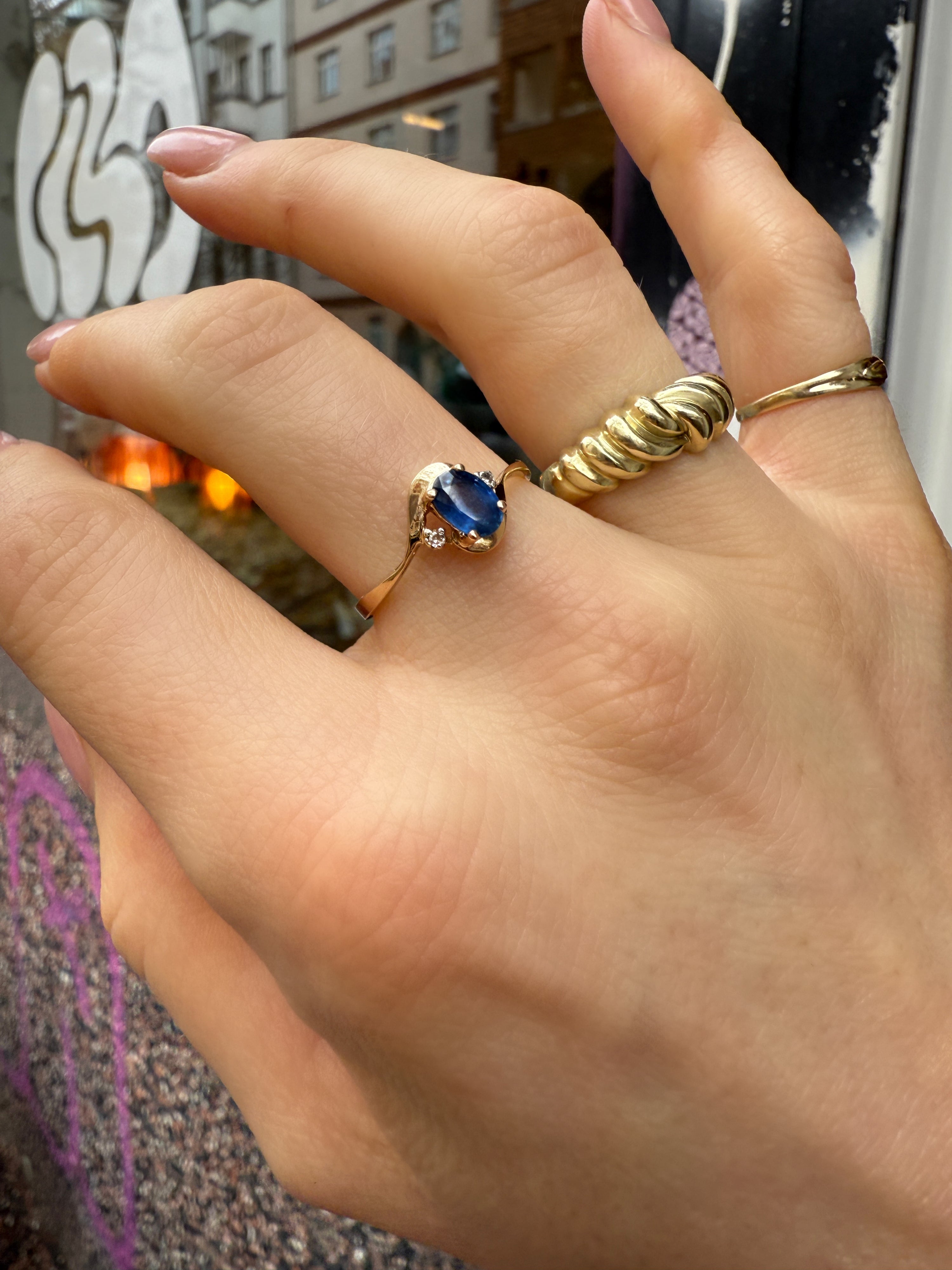 #300 14k Ring mit Saphir und Diamanten - RG 57