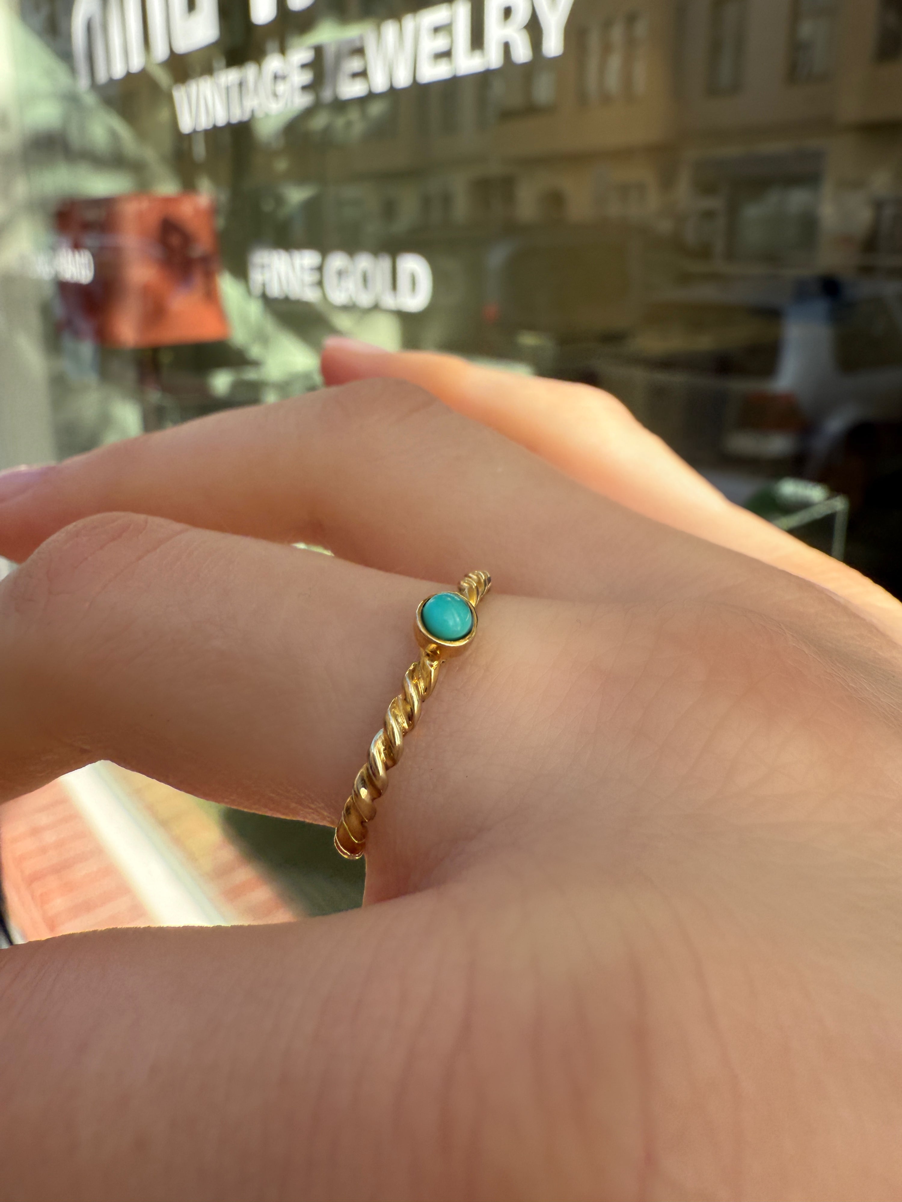 #699 8k Ring mit Türkis - RG 59