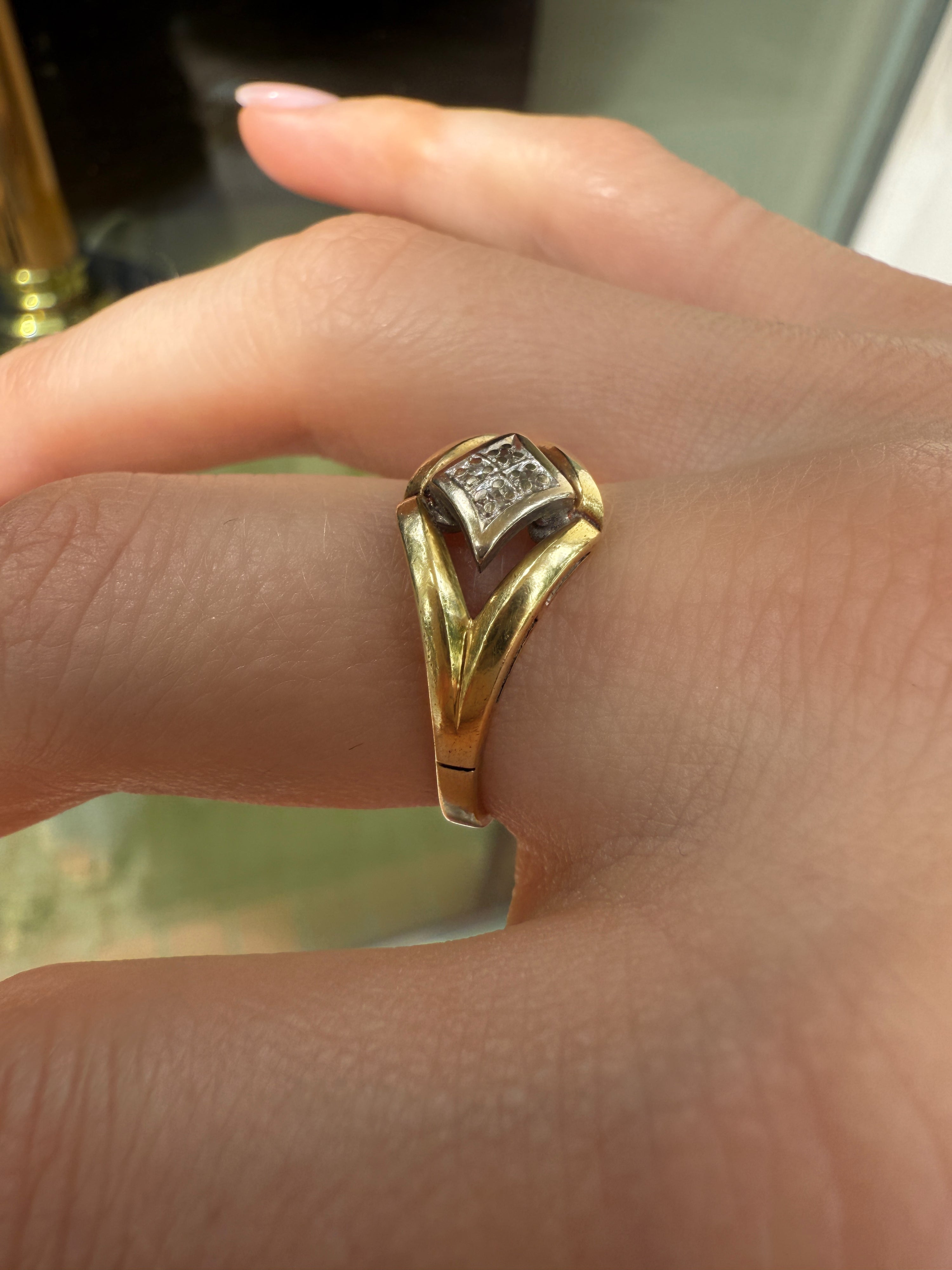 #1183 Massiver 14k Ring mit 4 Diamanten - RG 58