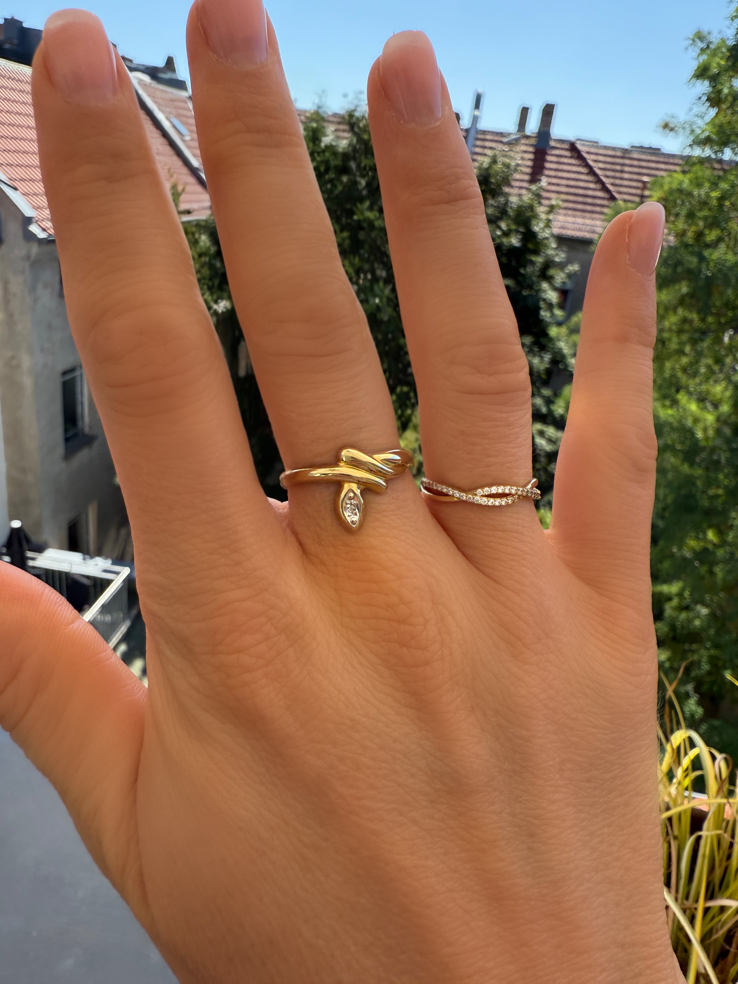 #96 8k Snake Ring mit Diamant - RG 57