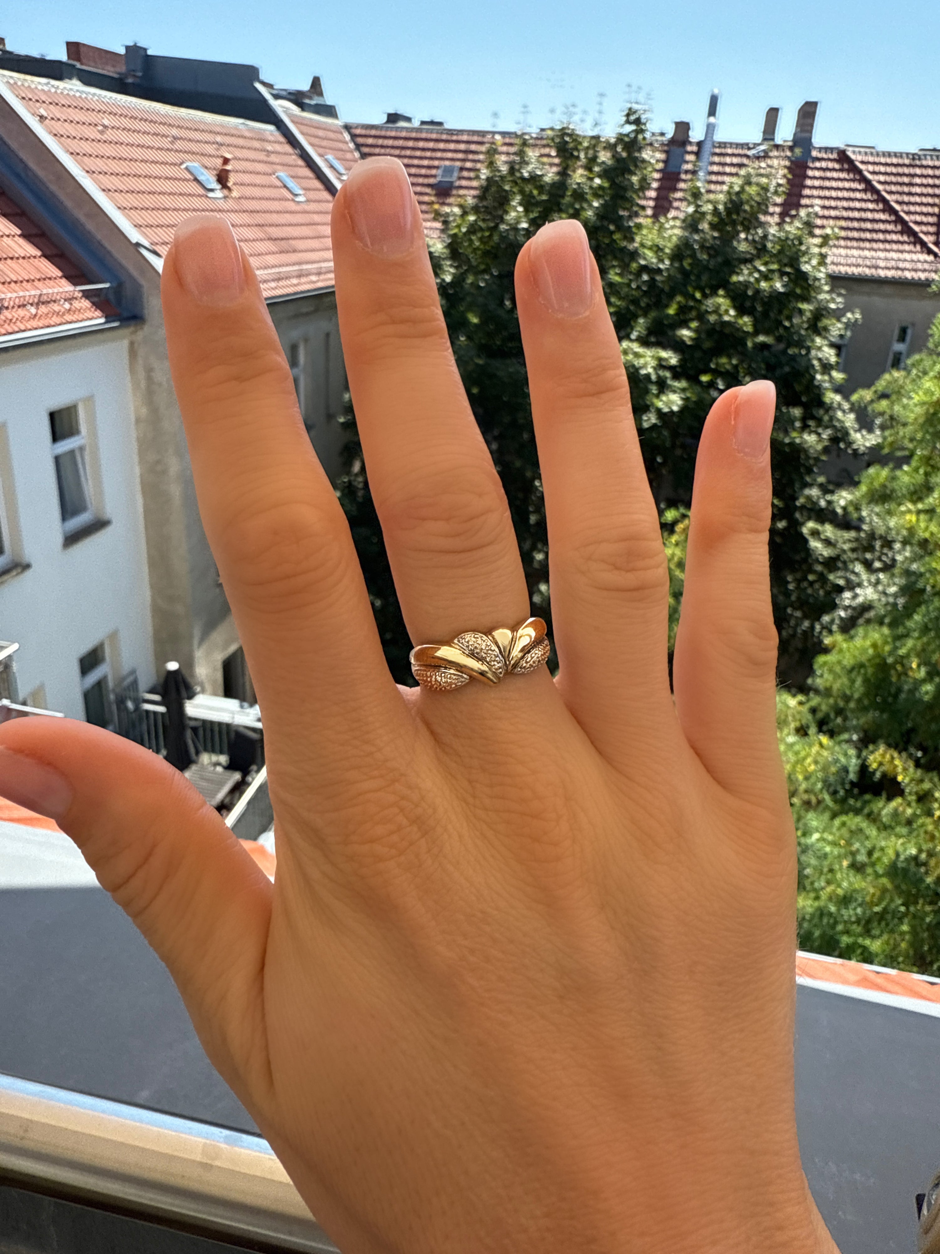 #79 8k Chunky Ring mit 3 Diamanten - RG 54
