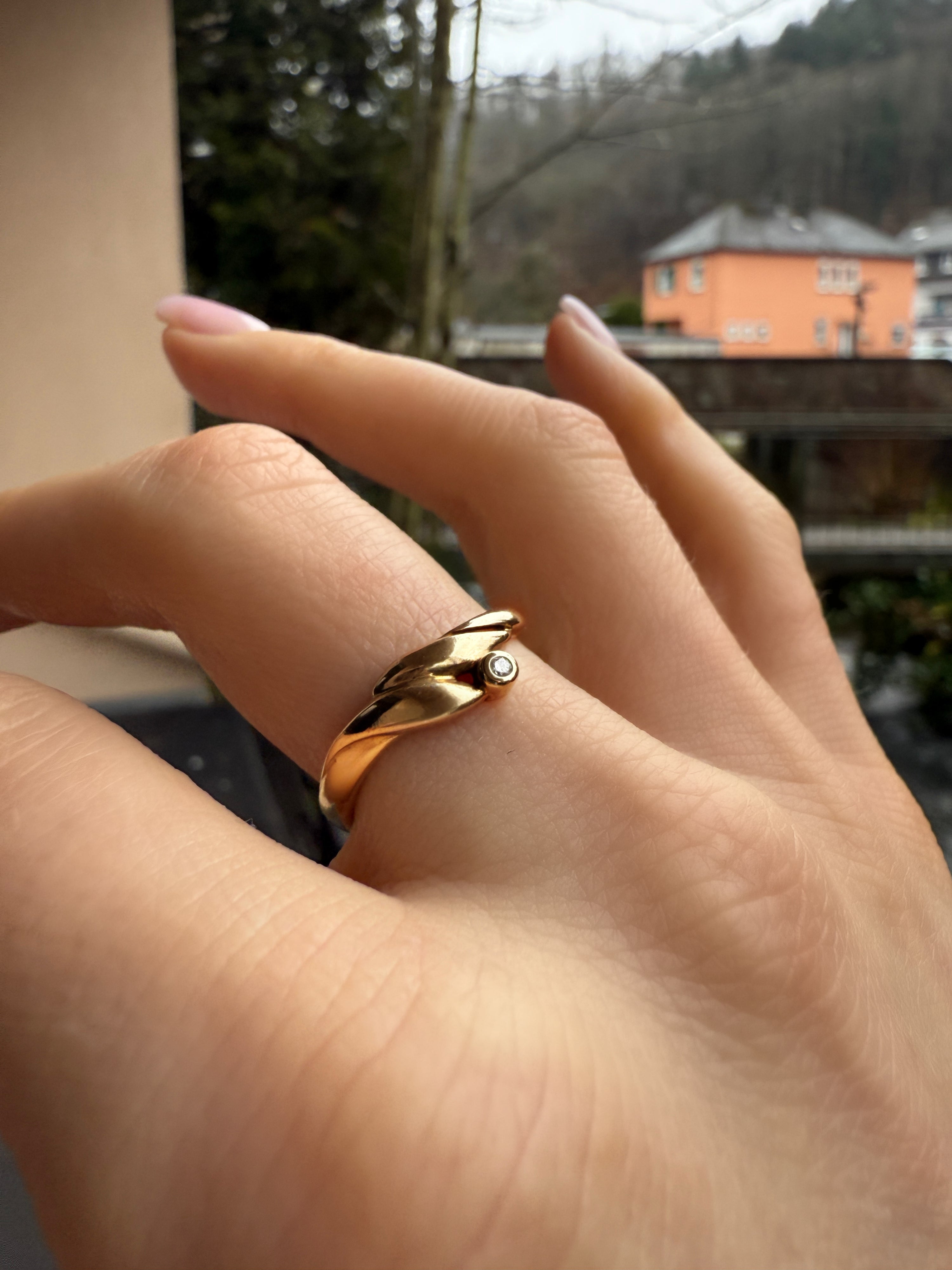 #548 8k Ring mit Diamant - RG 56