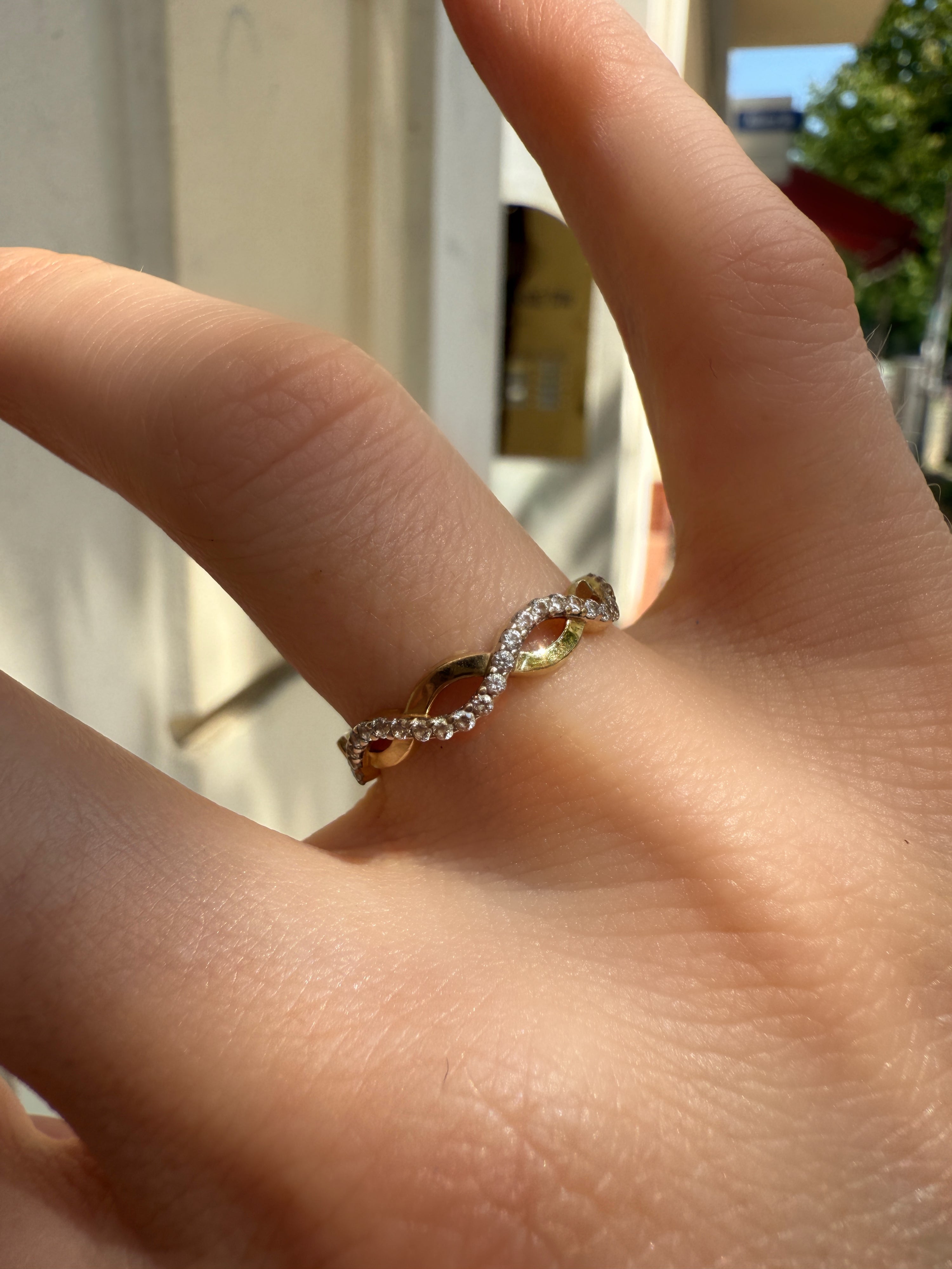 #1196 14k Ring mit Diamanten - RG 55