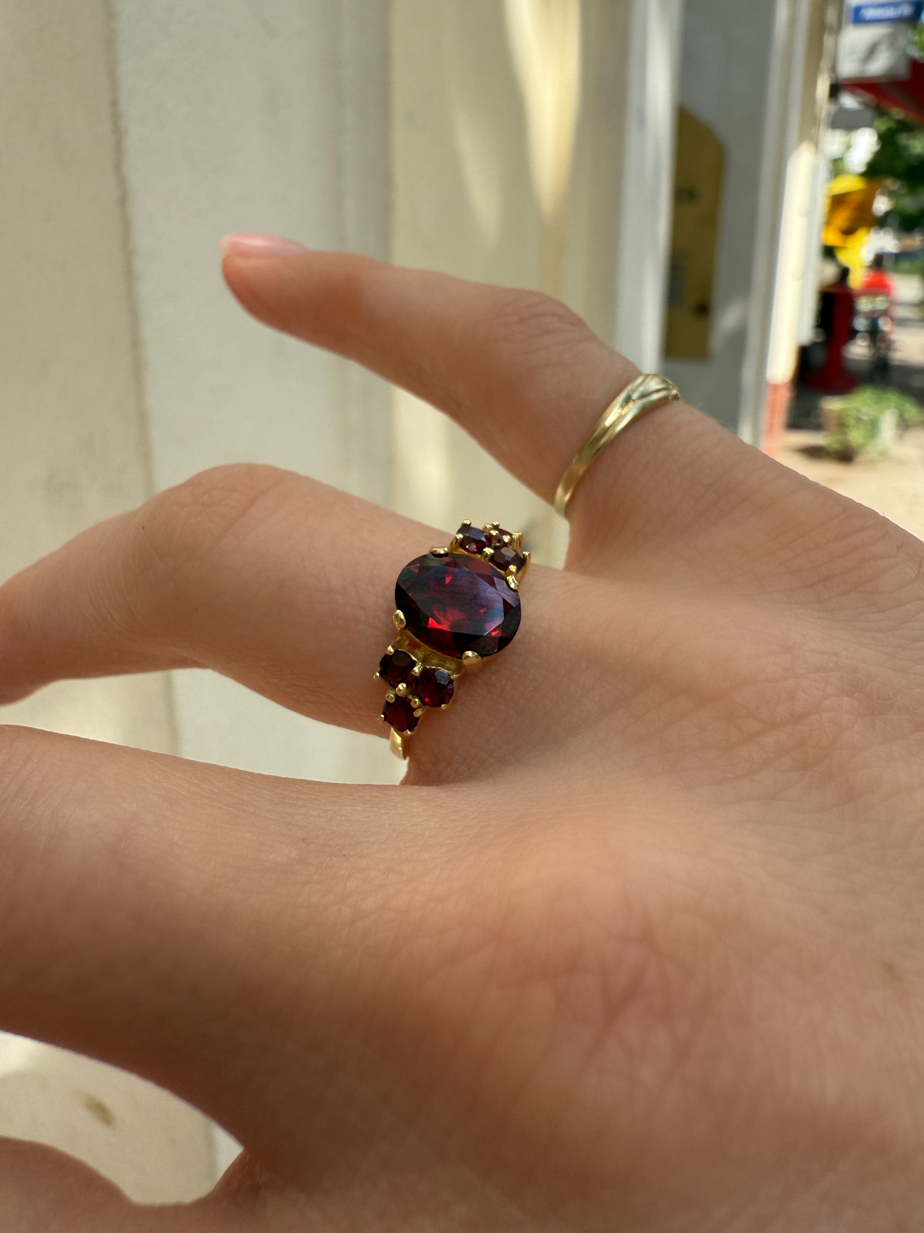 #1210 8k Ring mit Granat - RG 52