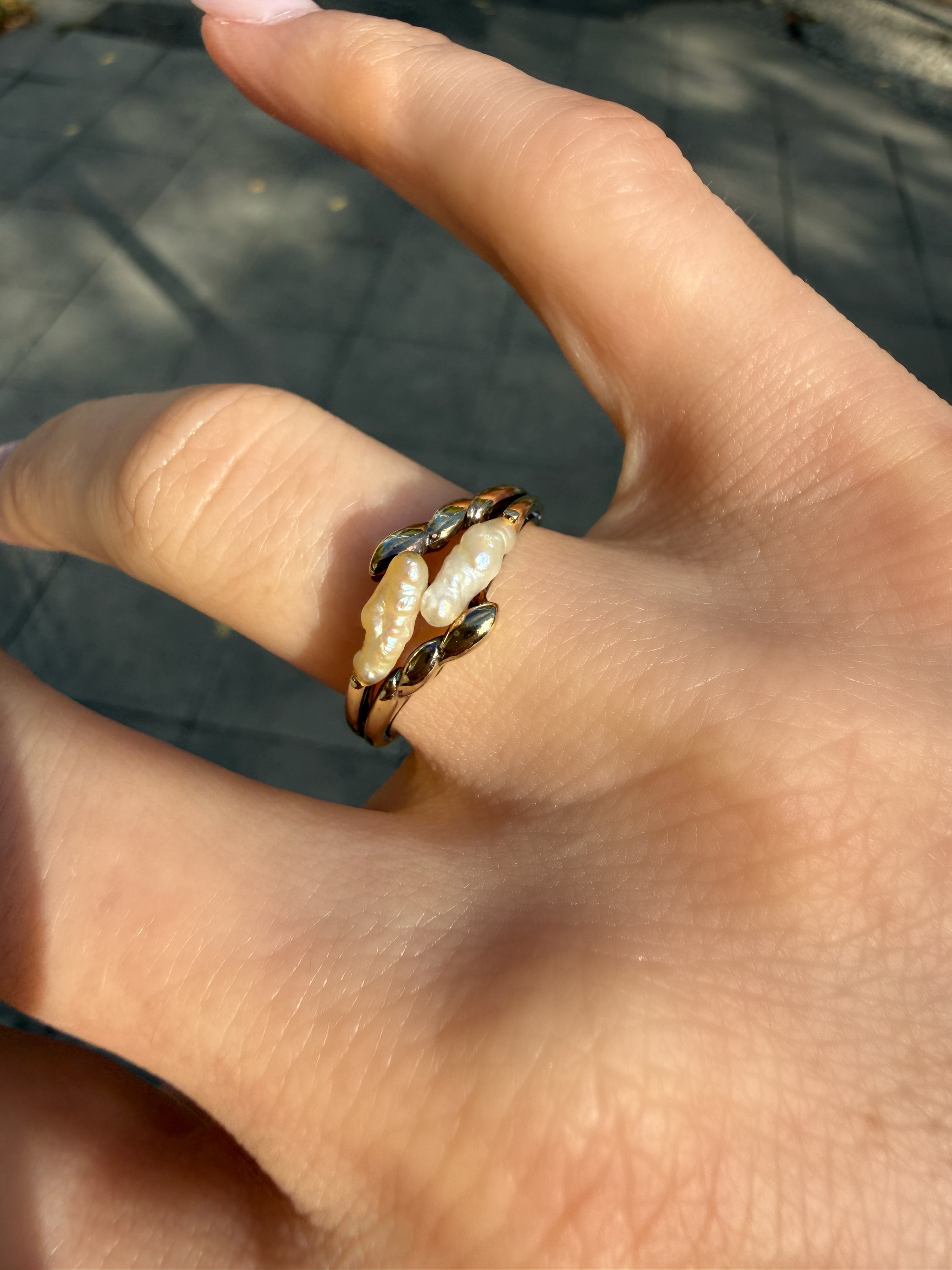 #1396 Solid 8k Ring with Pearls - Ring Size 53