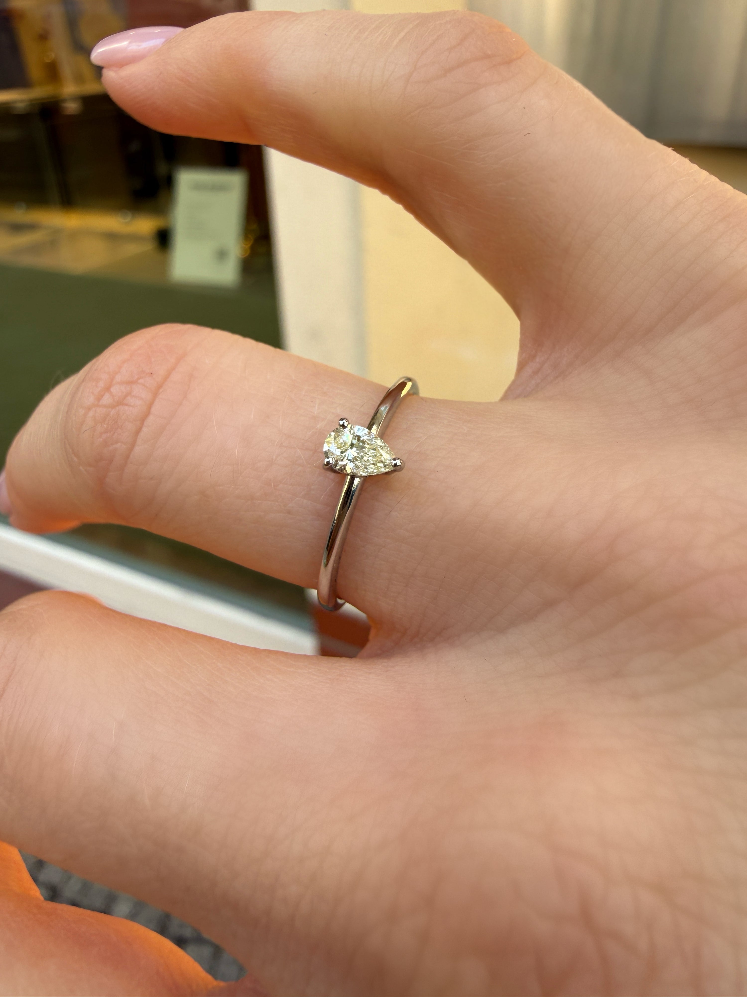 #1424 950 Platin Ring mit Diamant - RG 50