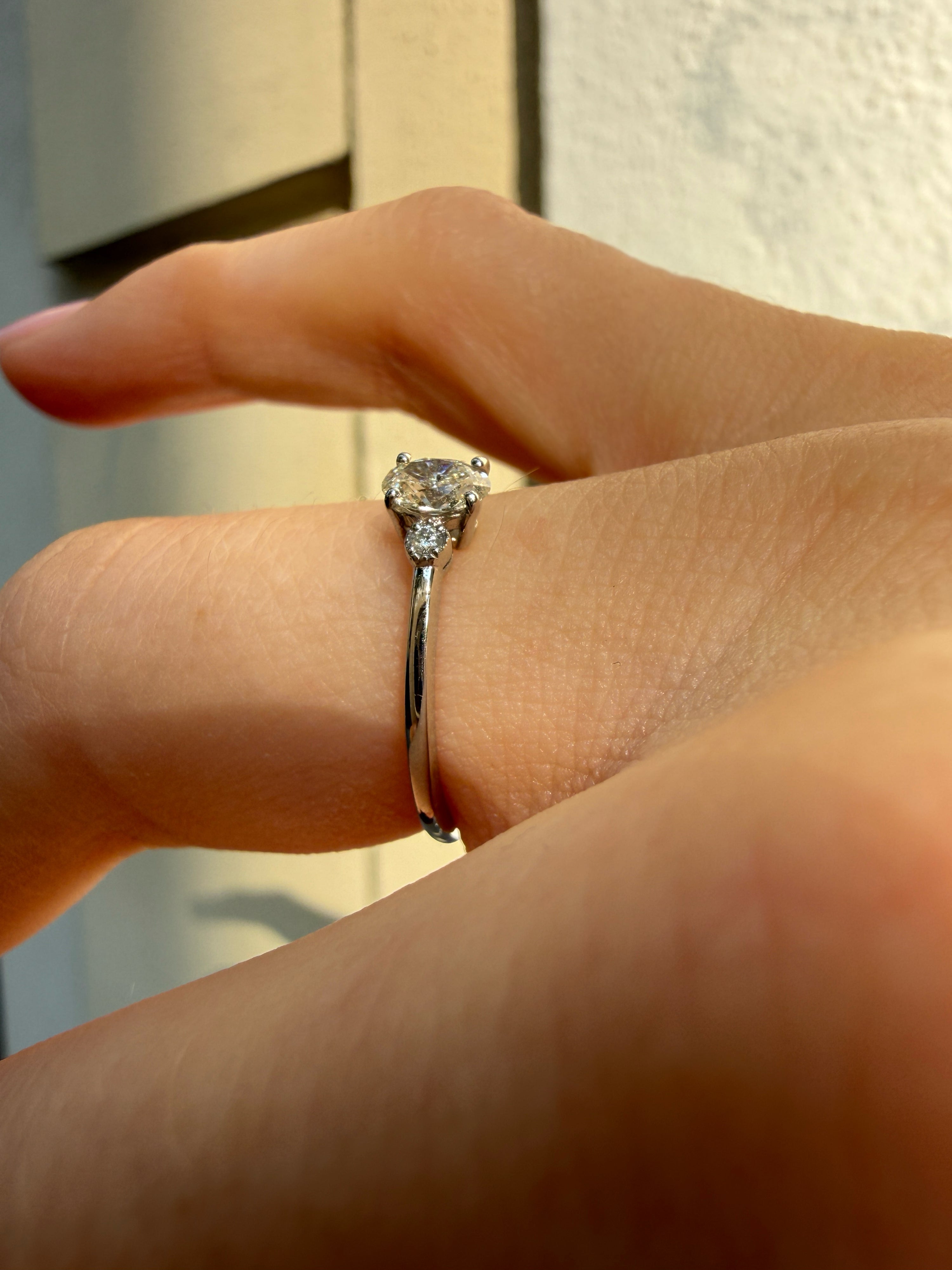 #1425 950 Platin Ring mit 3 Diamanten - RG 50