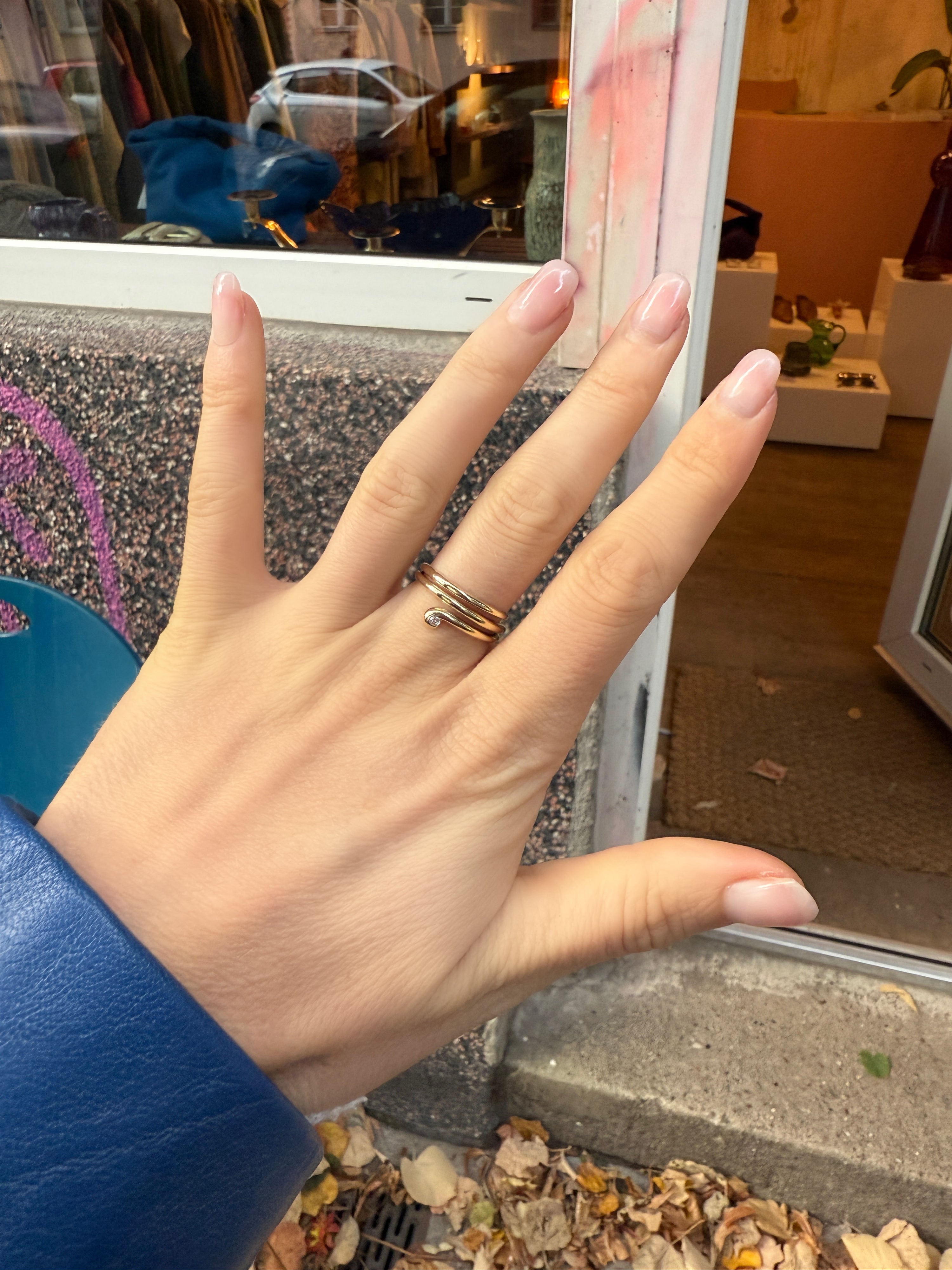 #120 8k Ring mit Zirkonia - RG 57