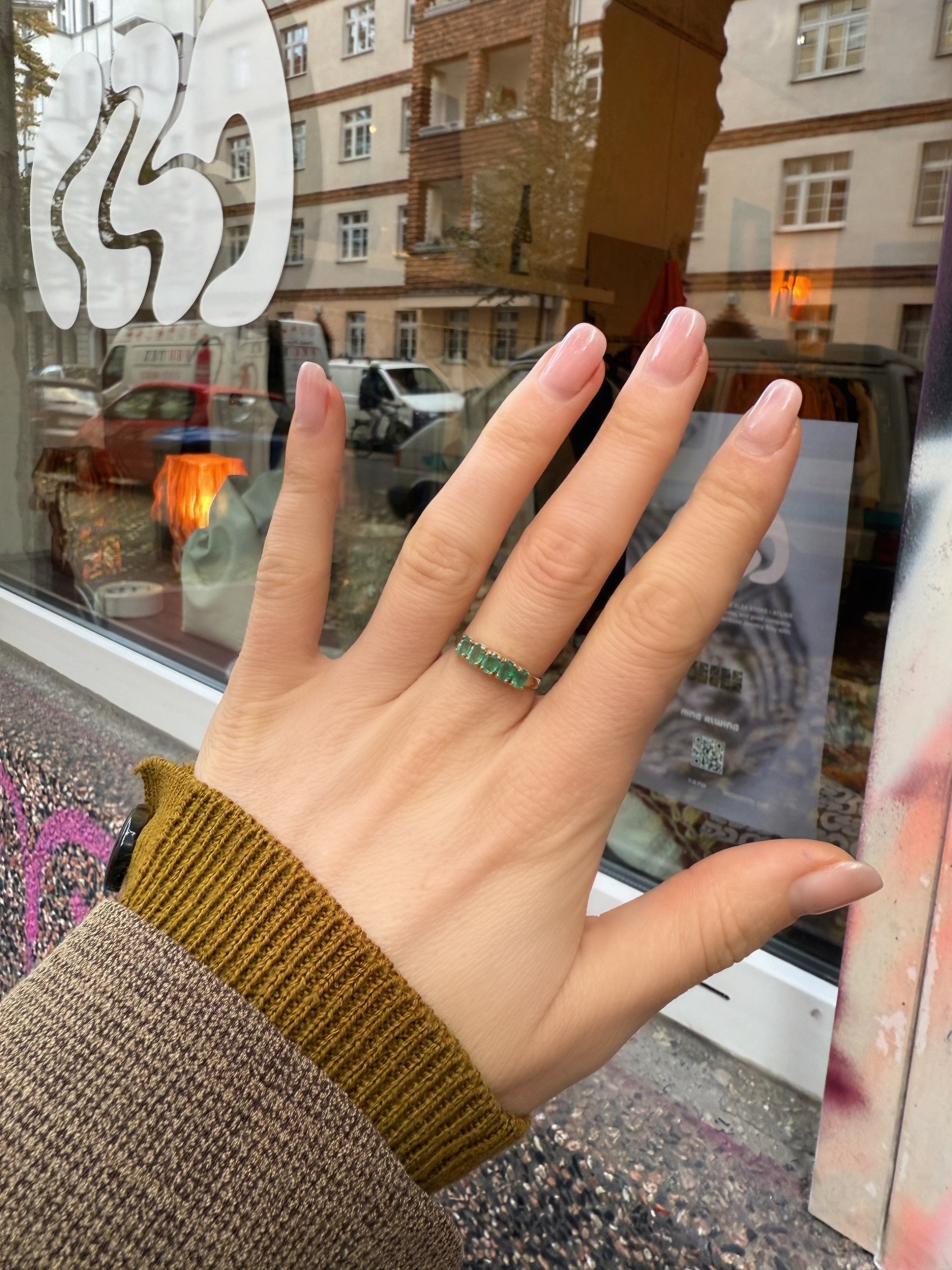 #205 9k Ring mit Smaragd - RG 54