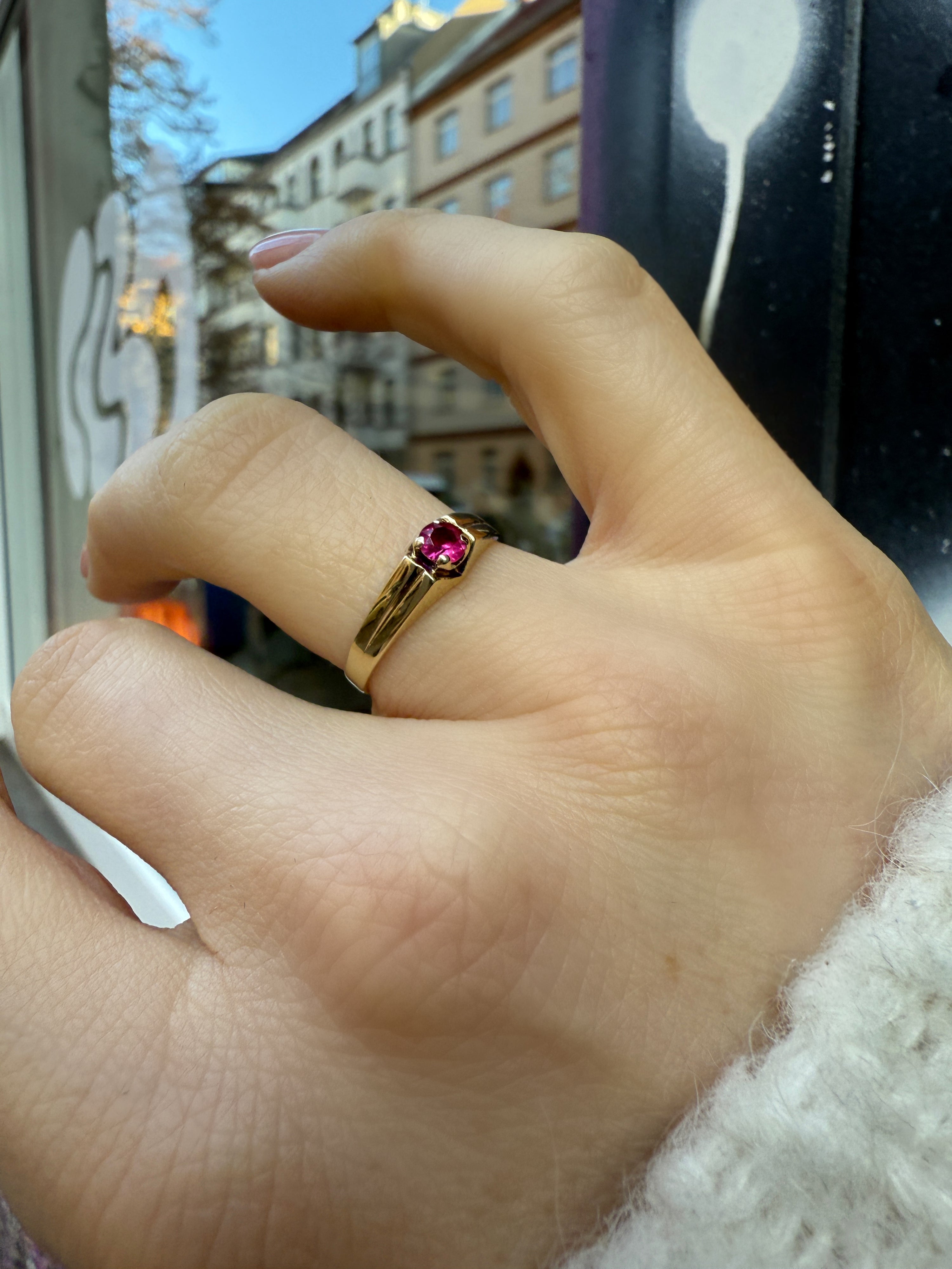 #420 8k Ring mit Rubin - RG 51