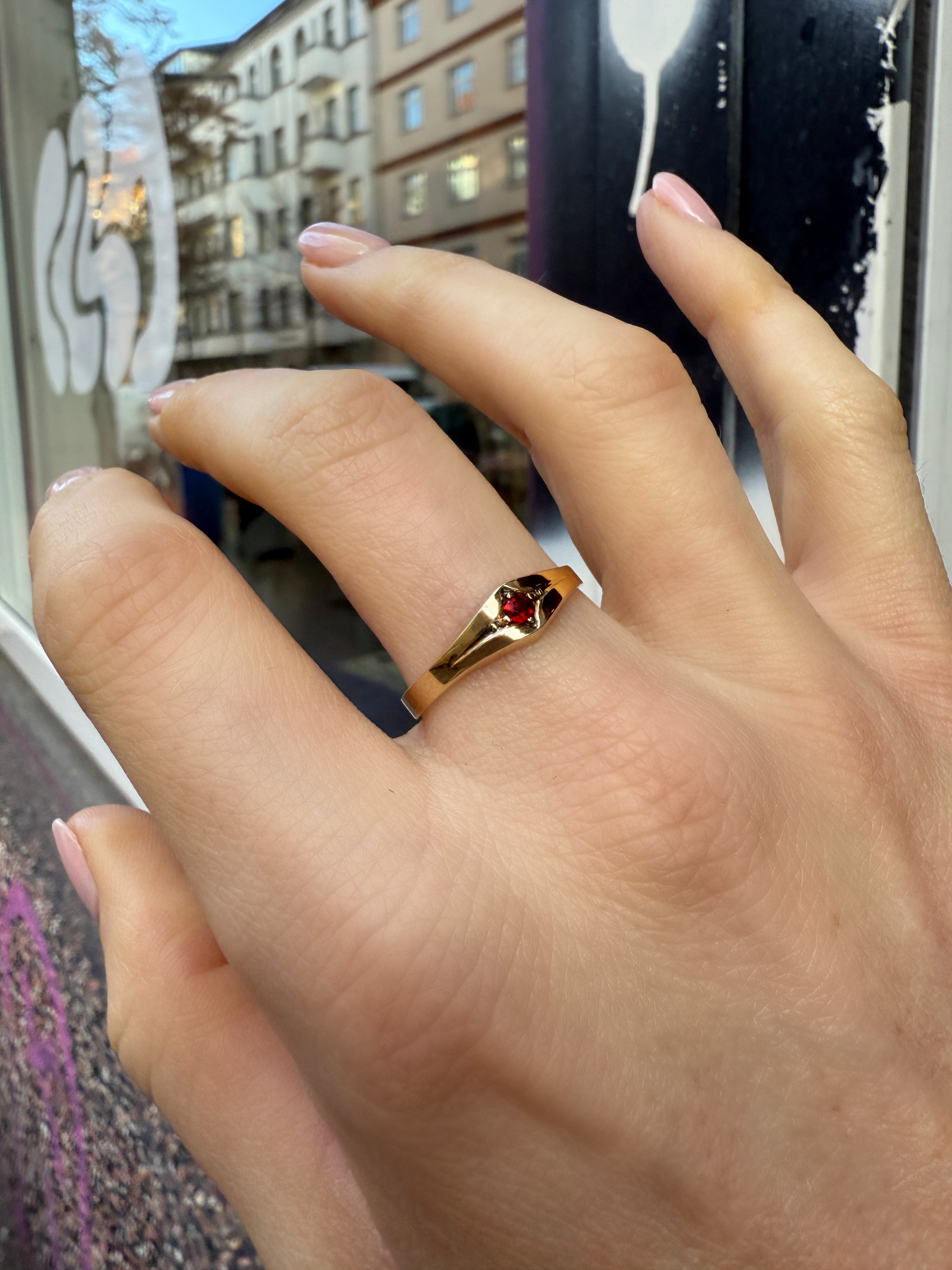 #425 8k Ring mit Rubin - RG 60