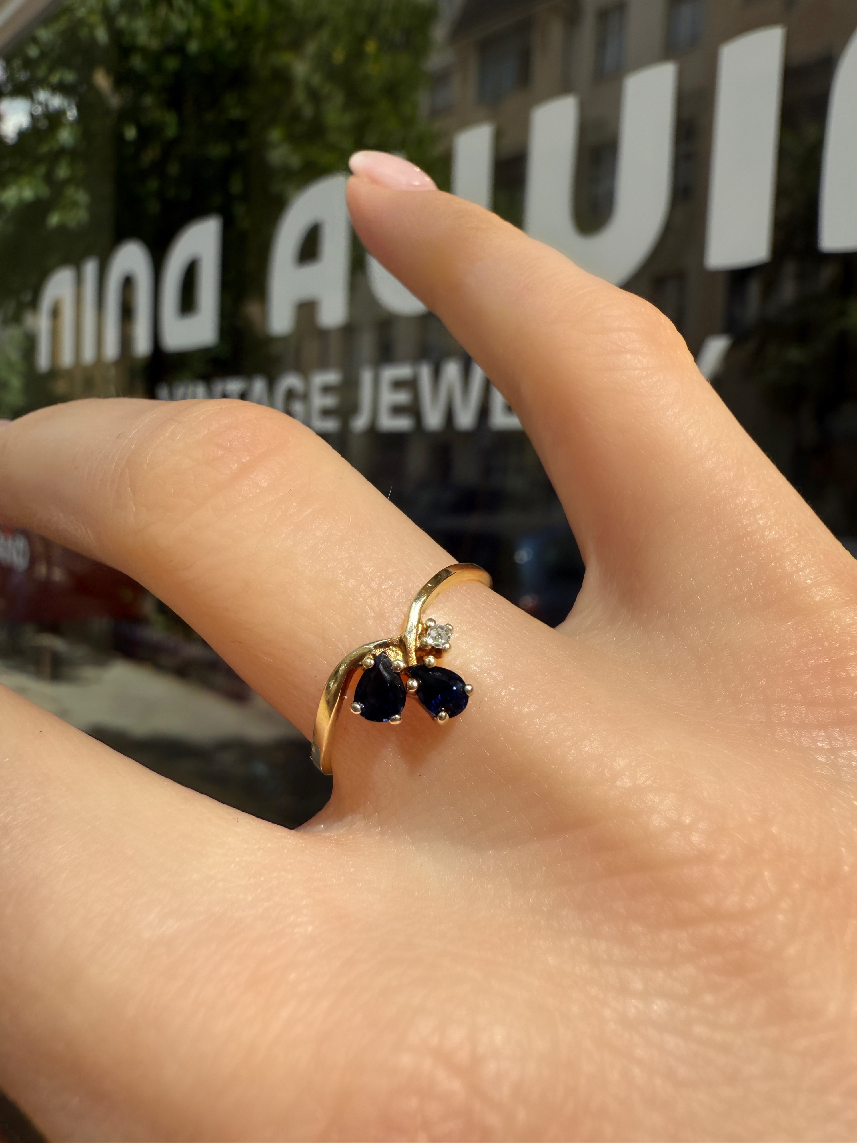 #1062 8k Ring mit Saphir & Diamant - RG 51