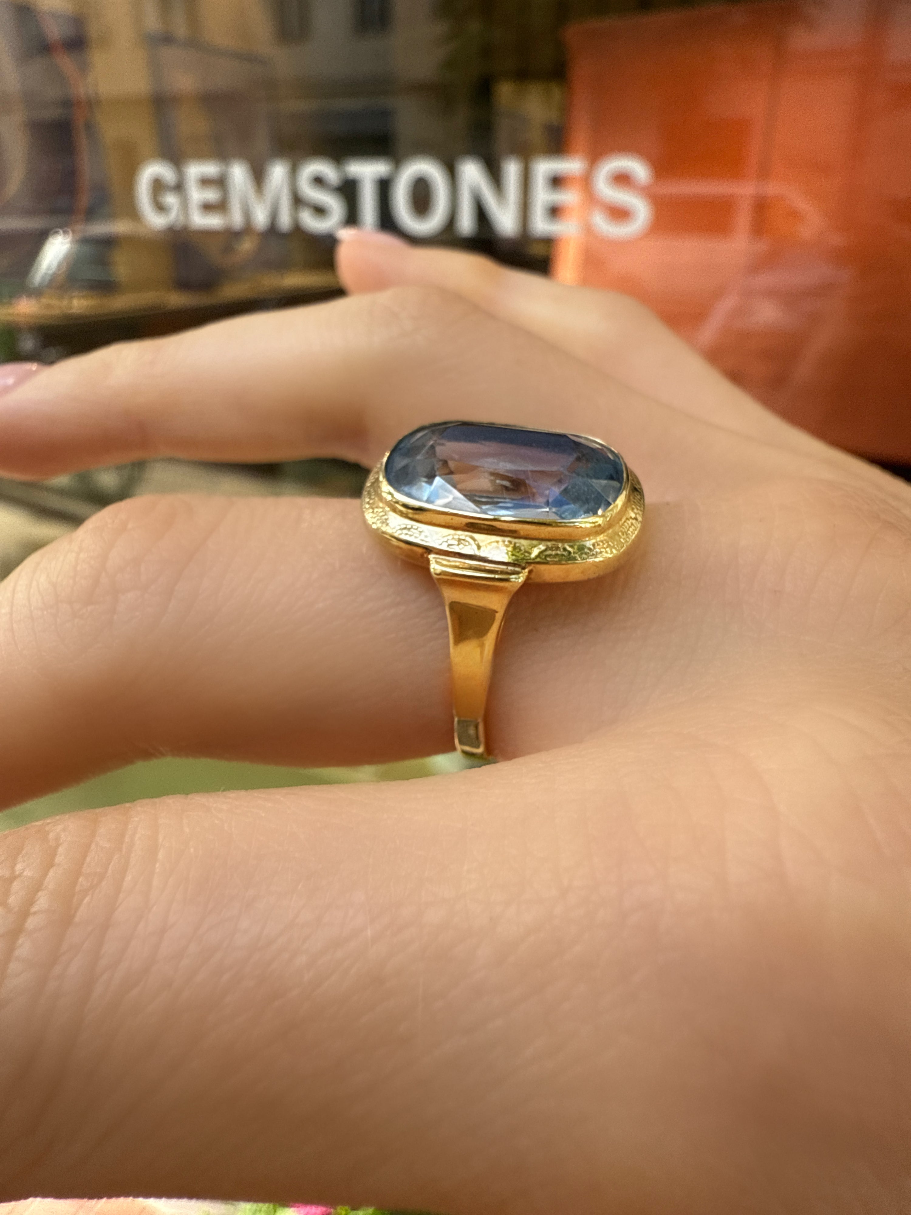 #1068 8k Ring mit Spinell - RG 56