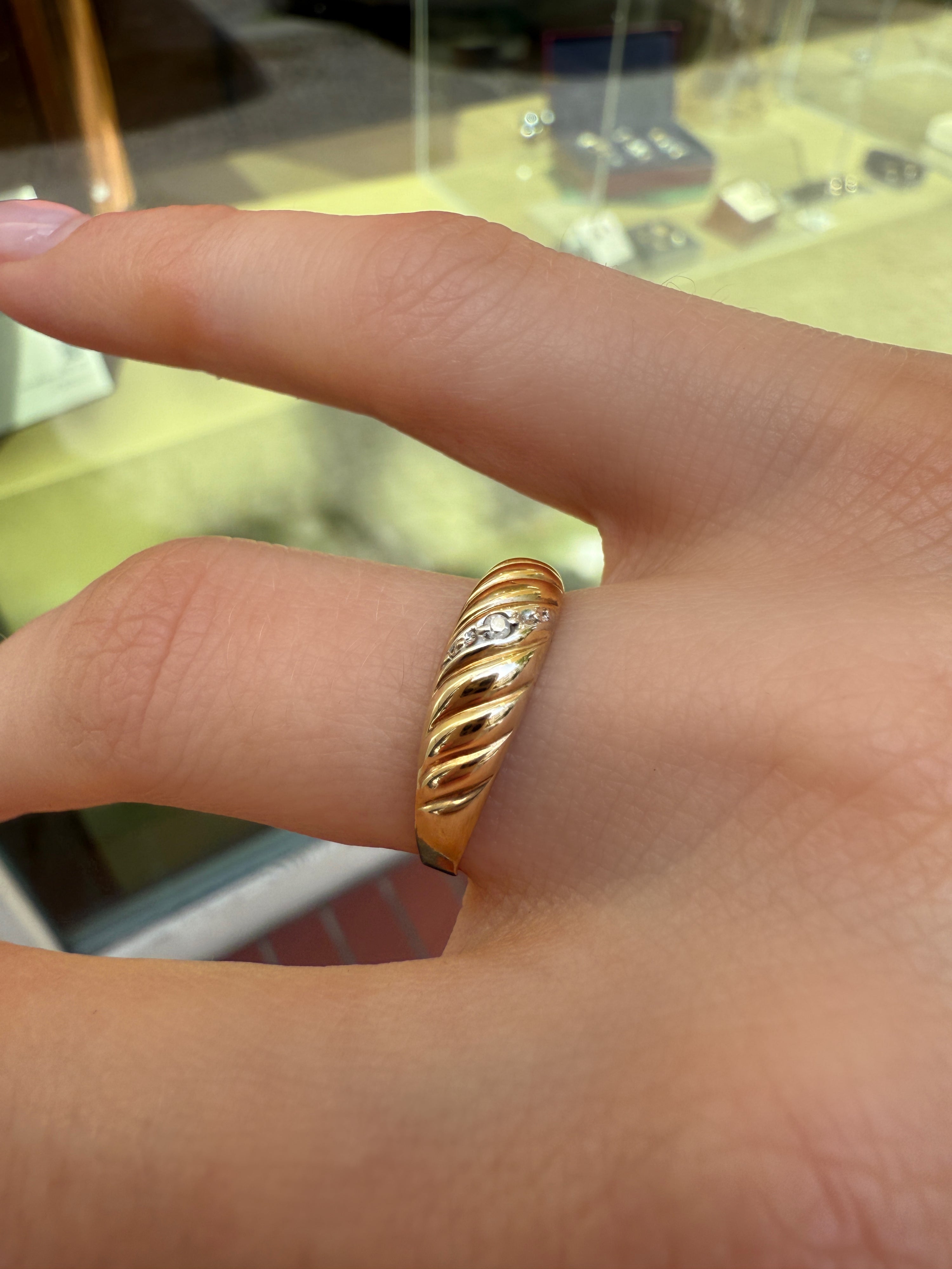 #1073 8k Ring mit Diamant - RG 54