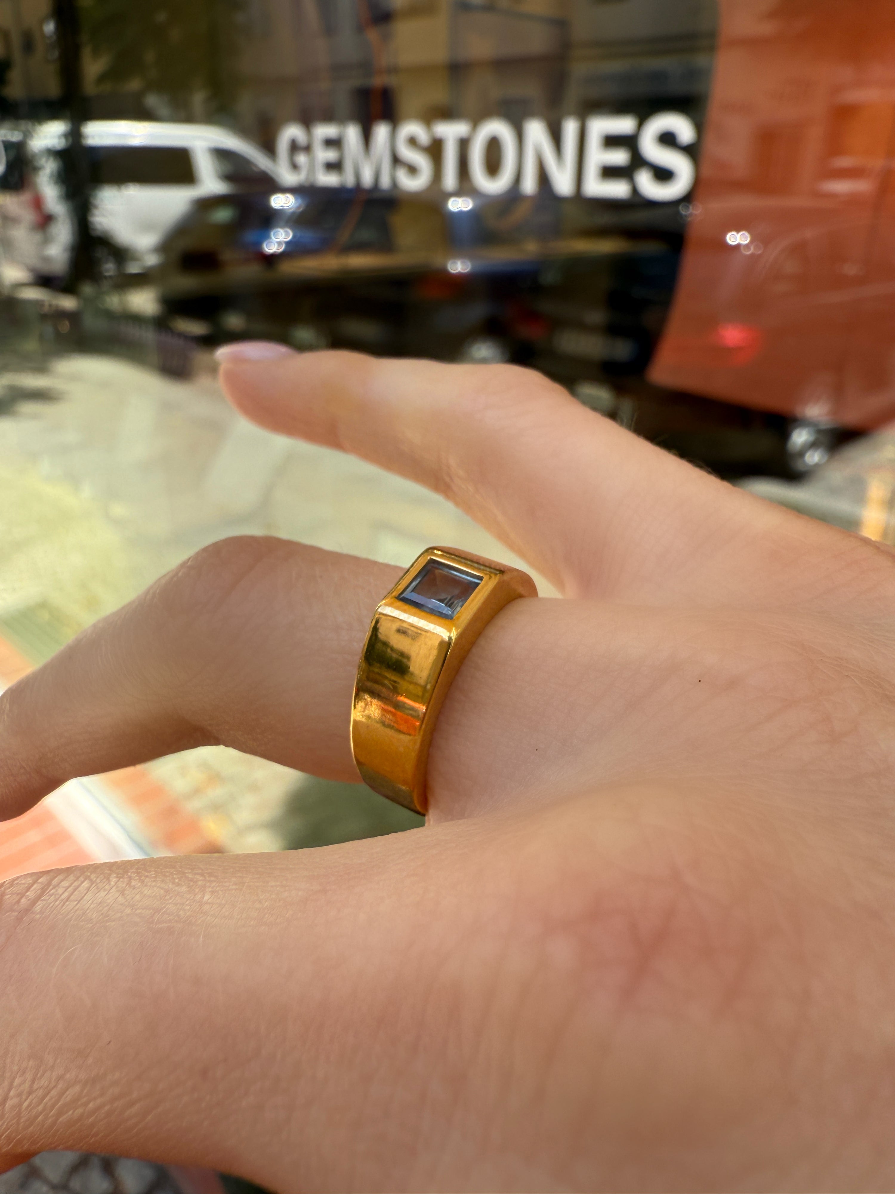 #1064 8k Ring mit Spinell - RG 53