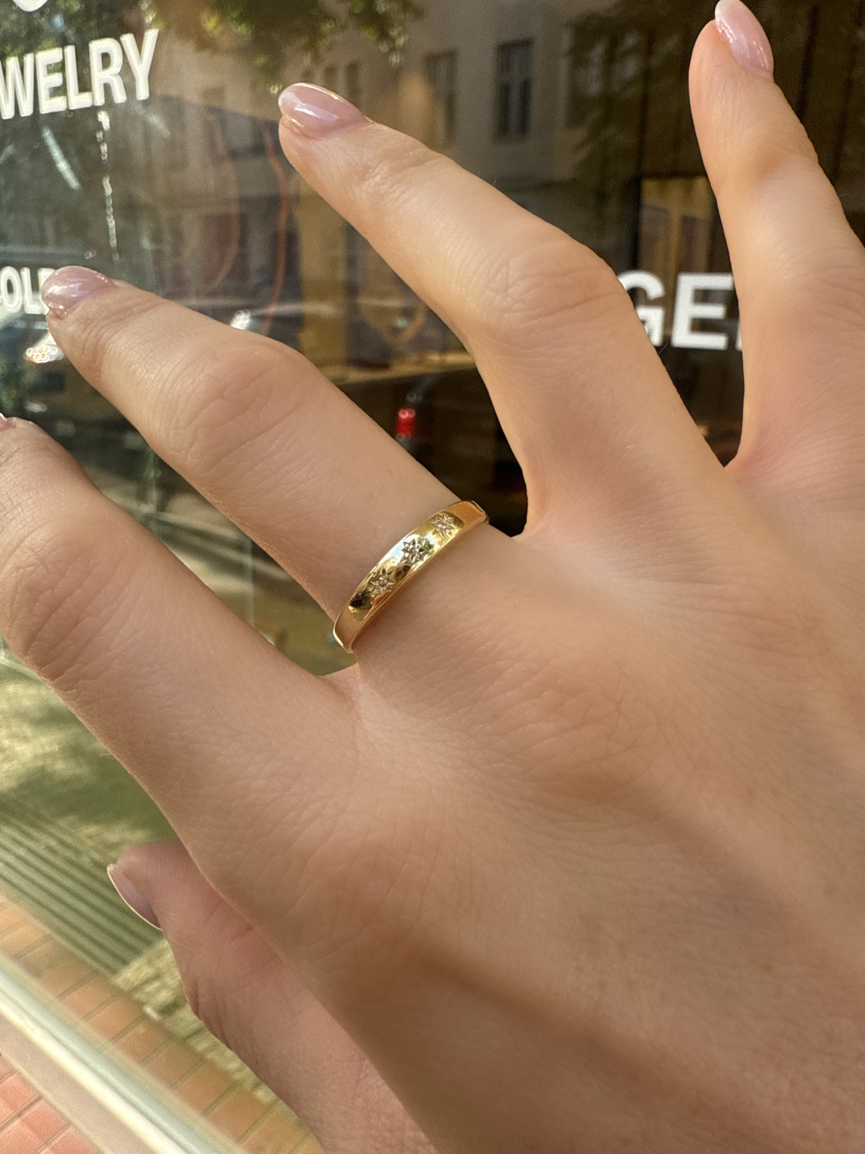 #1072 8k Ring mit Diamant - RG 59