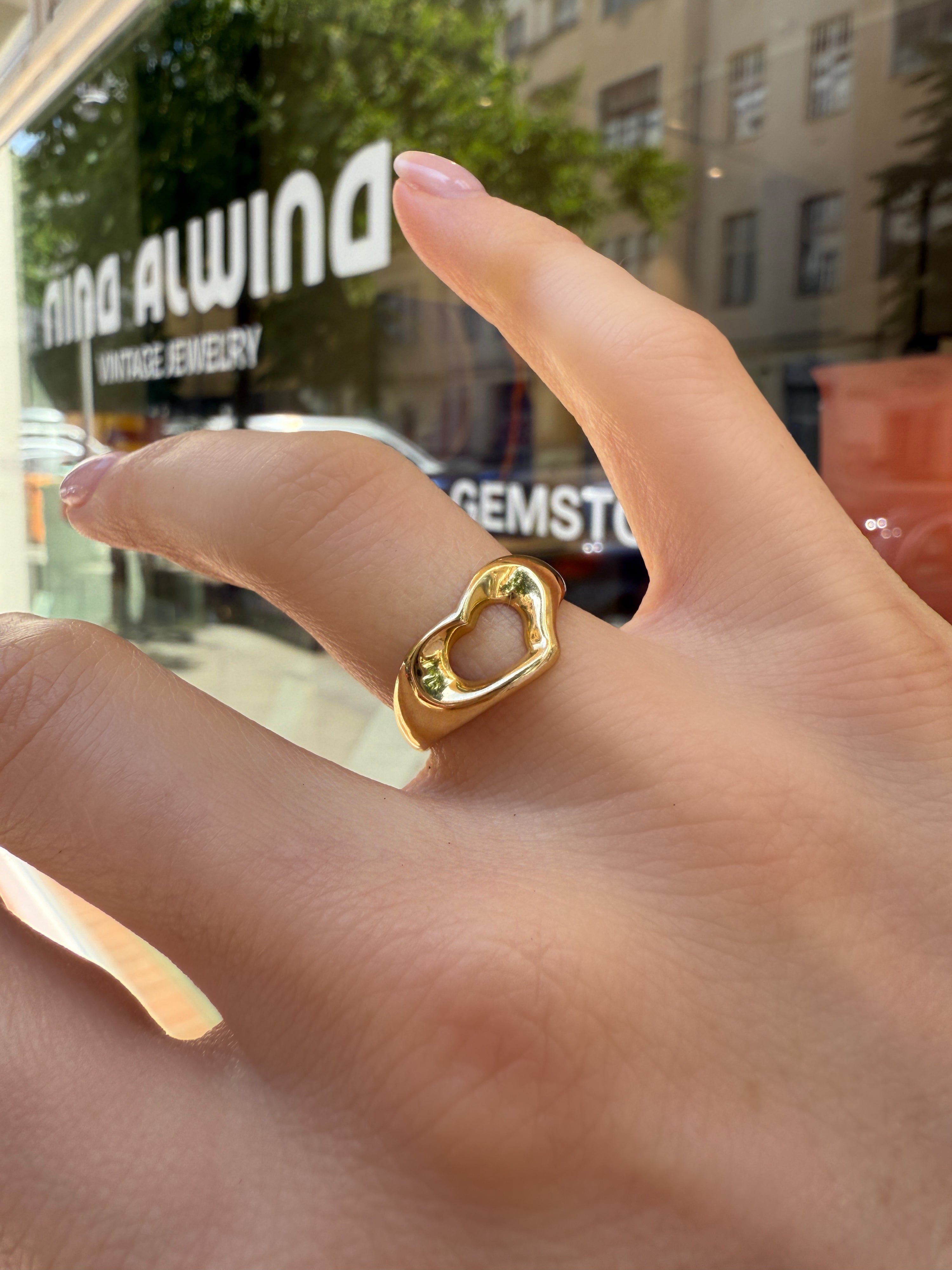 #1094 18k Tiffany & Co. Elsa Peretti Open Heart Ring - RG 52