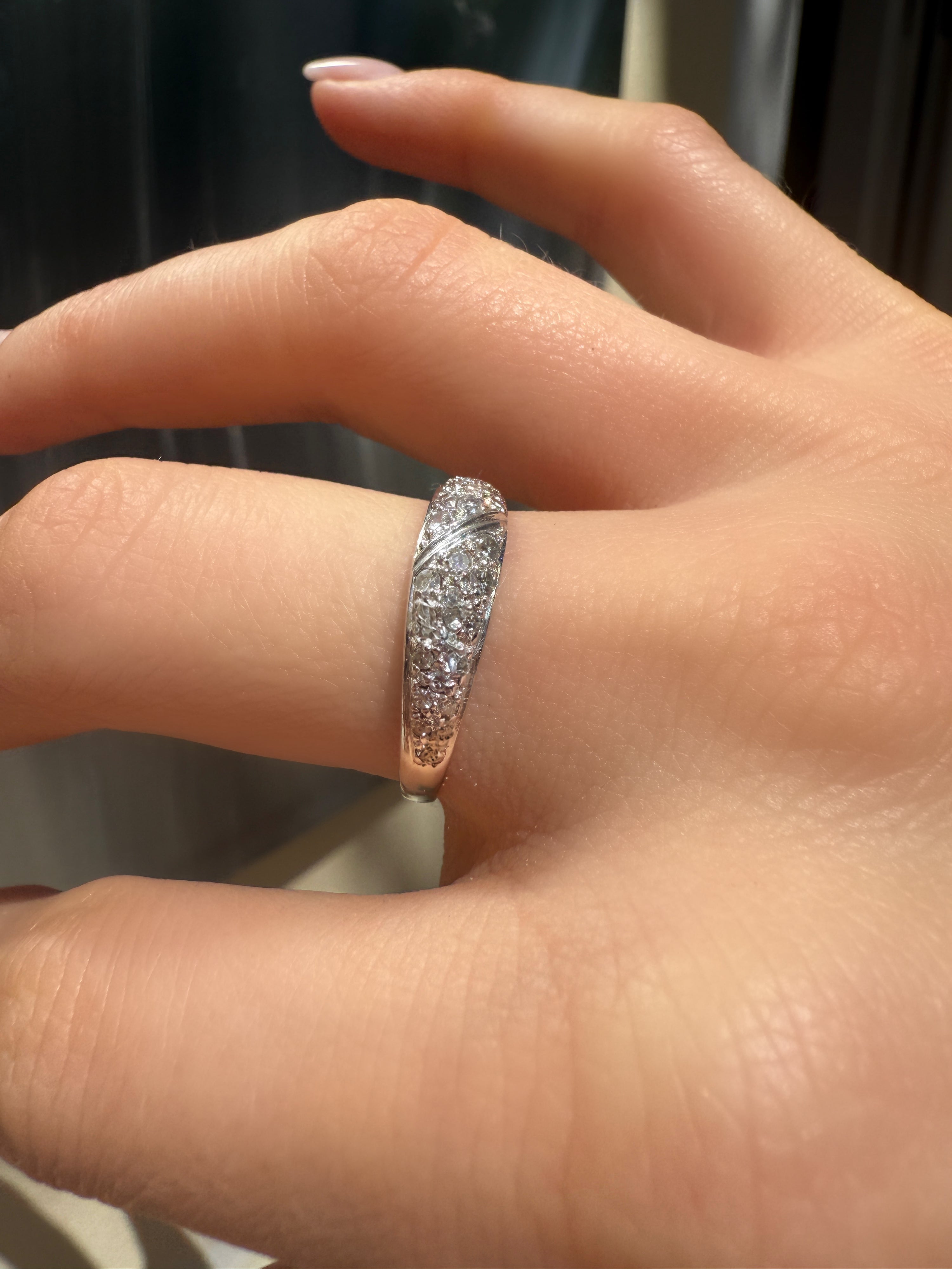 #1095 14k Ring Weißgold mit 32 Diamanten - RG 58
