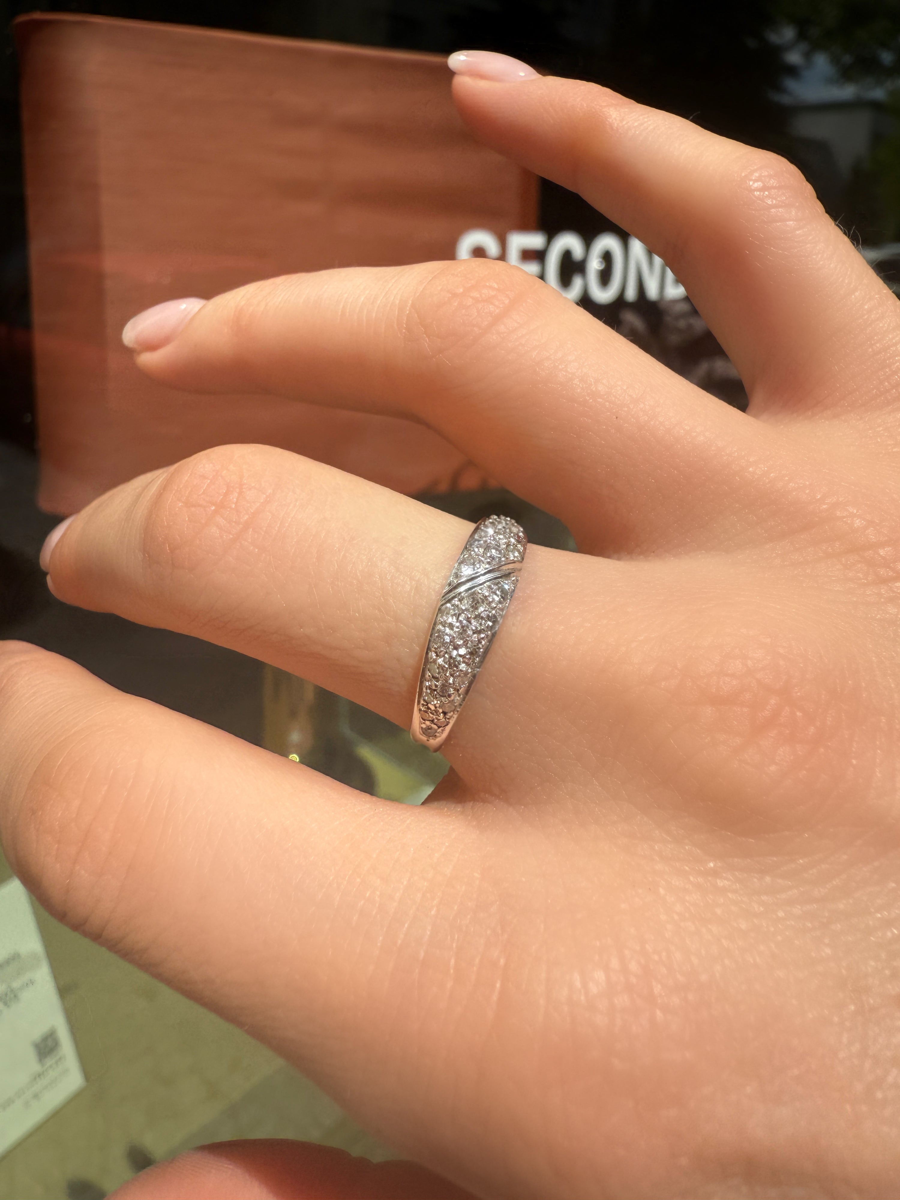 #1095 14k Ring Weißgold mit 32 Diamanten - RG 58