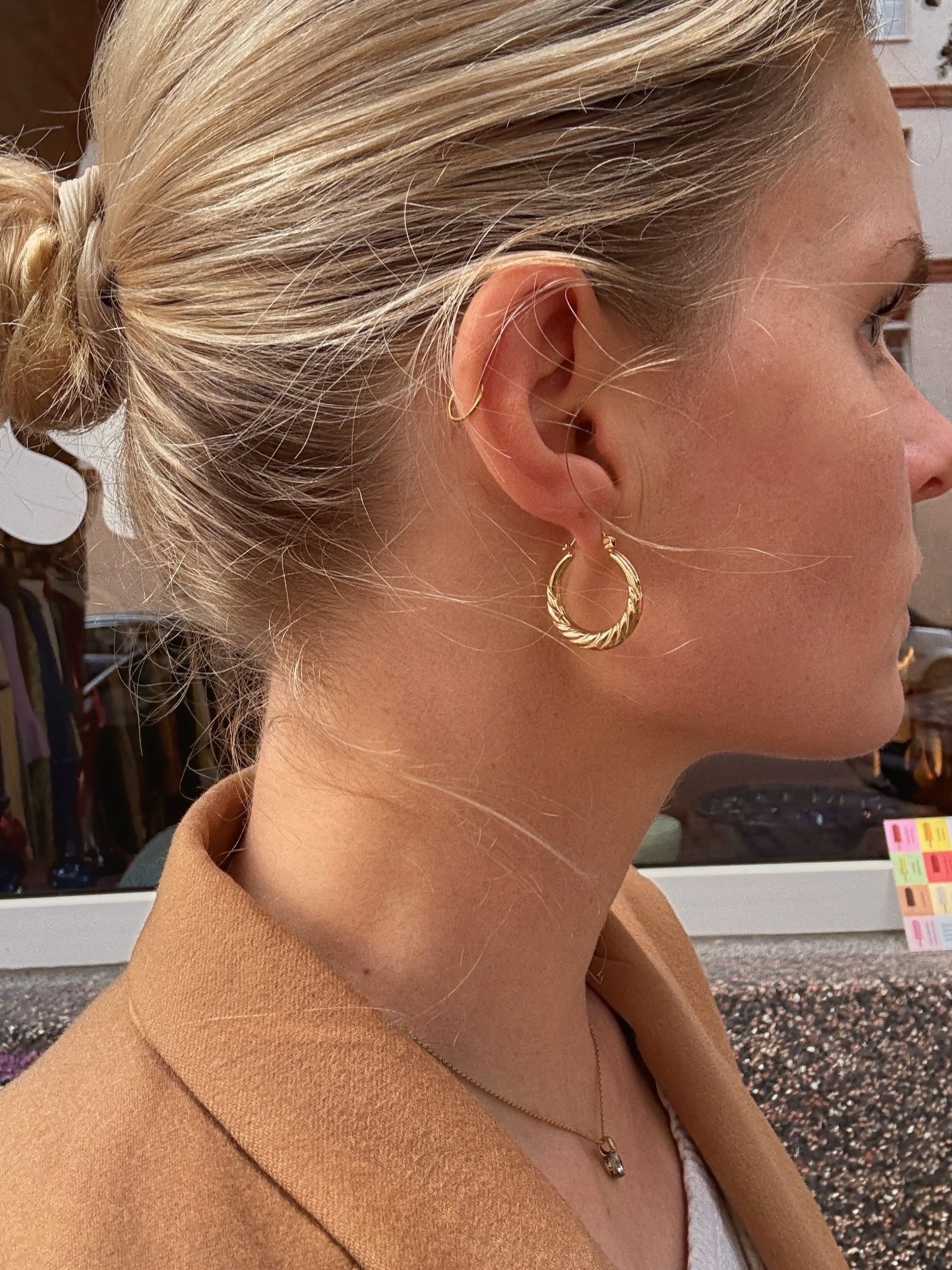 #64 8k Creolen 2,2cm