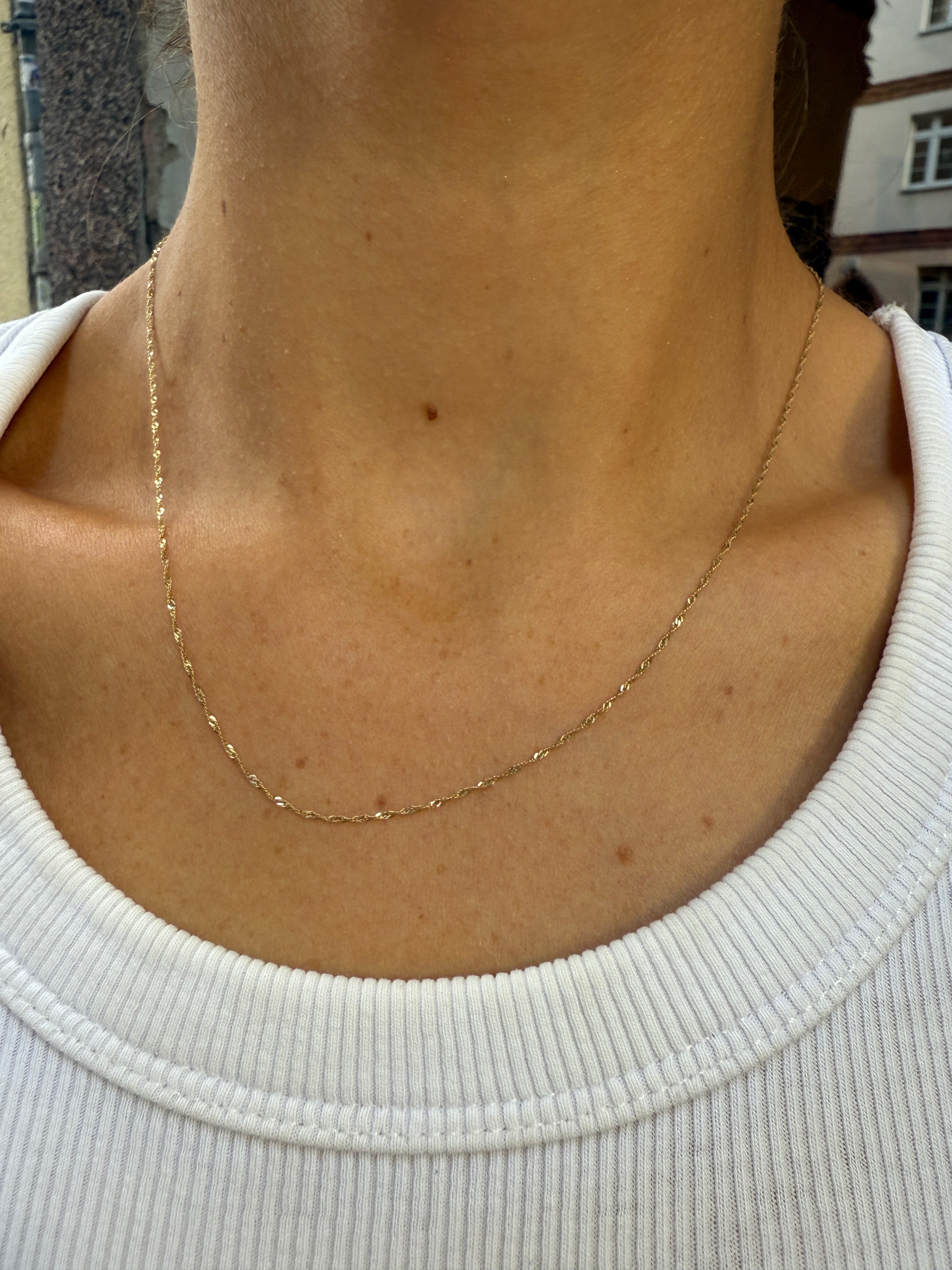 #129 Feine 14k Kette