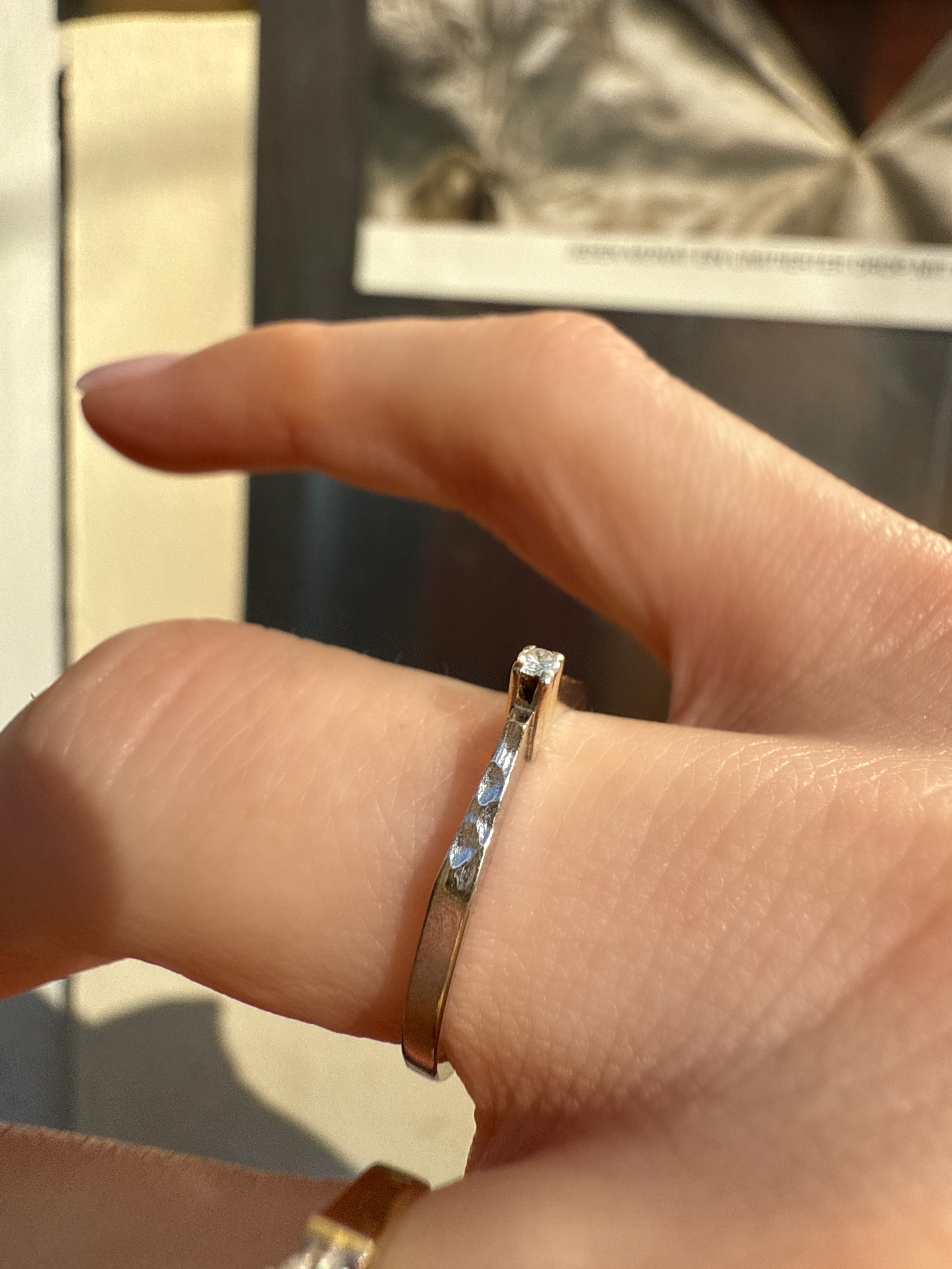 #741 14k Ring Weißgold mit Diamant - RG 53