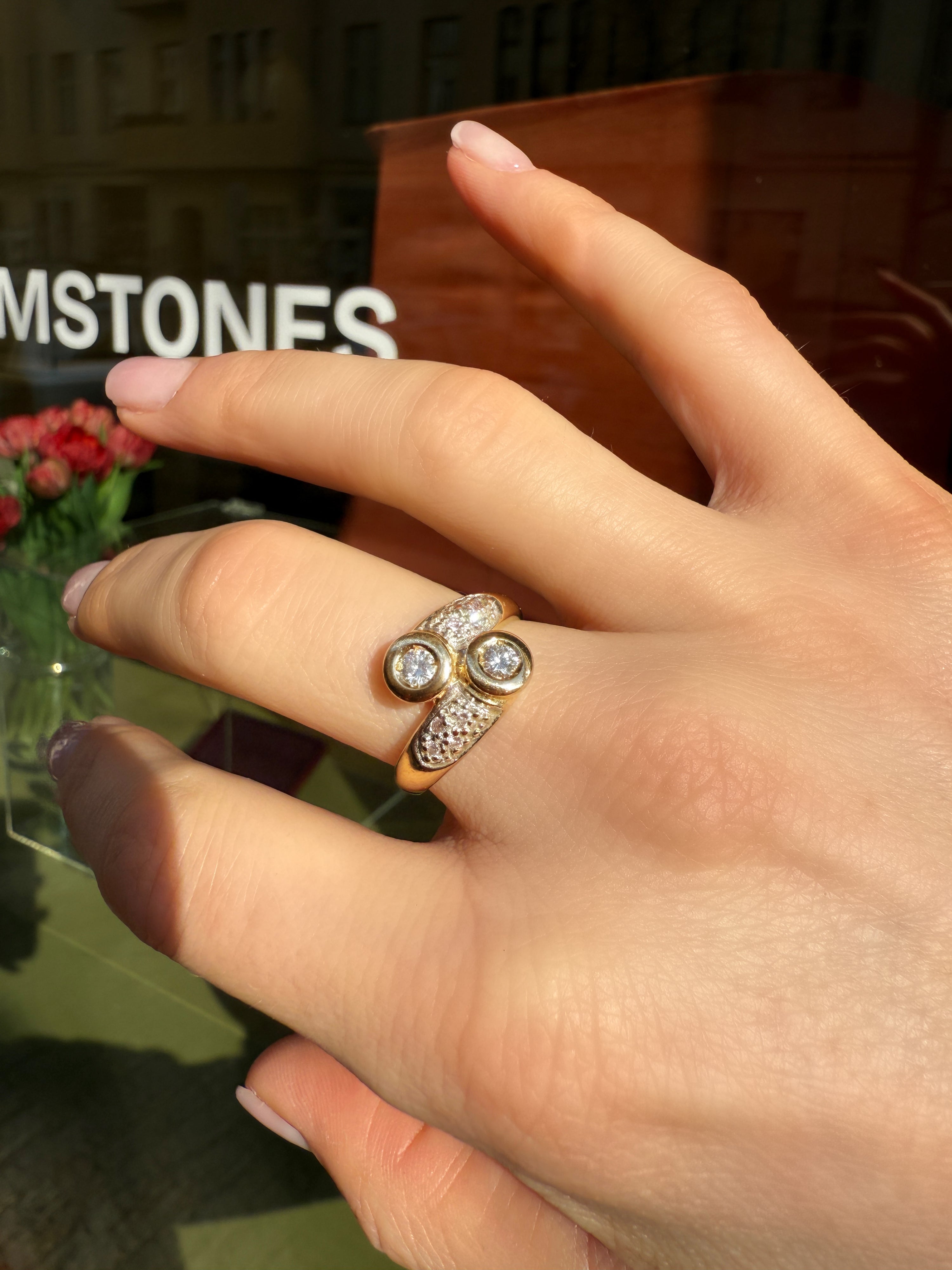 #755 14k Ring with 10 Diamonds - Ring Size 58