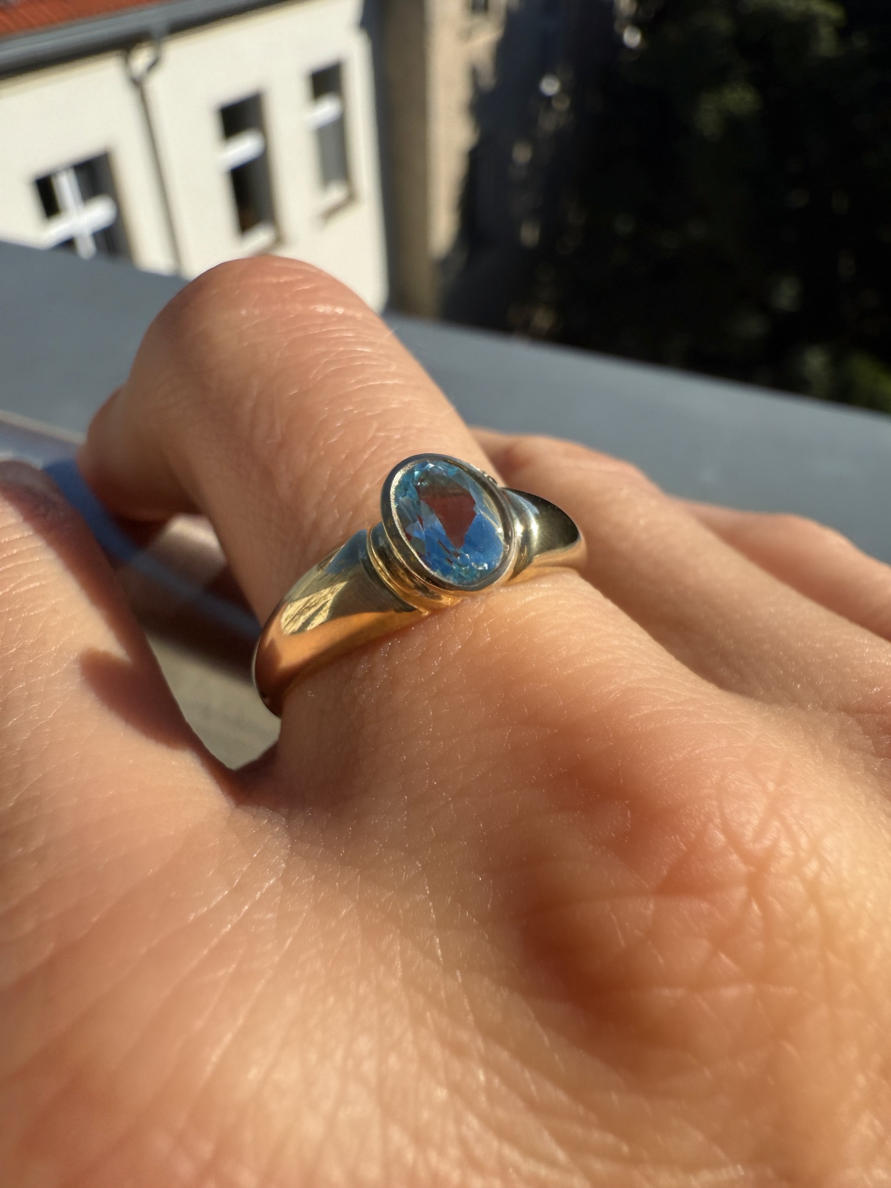 #99 9k Ring mit Aquamarin - RG 60