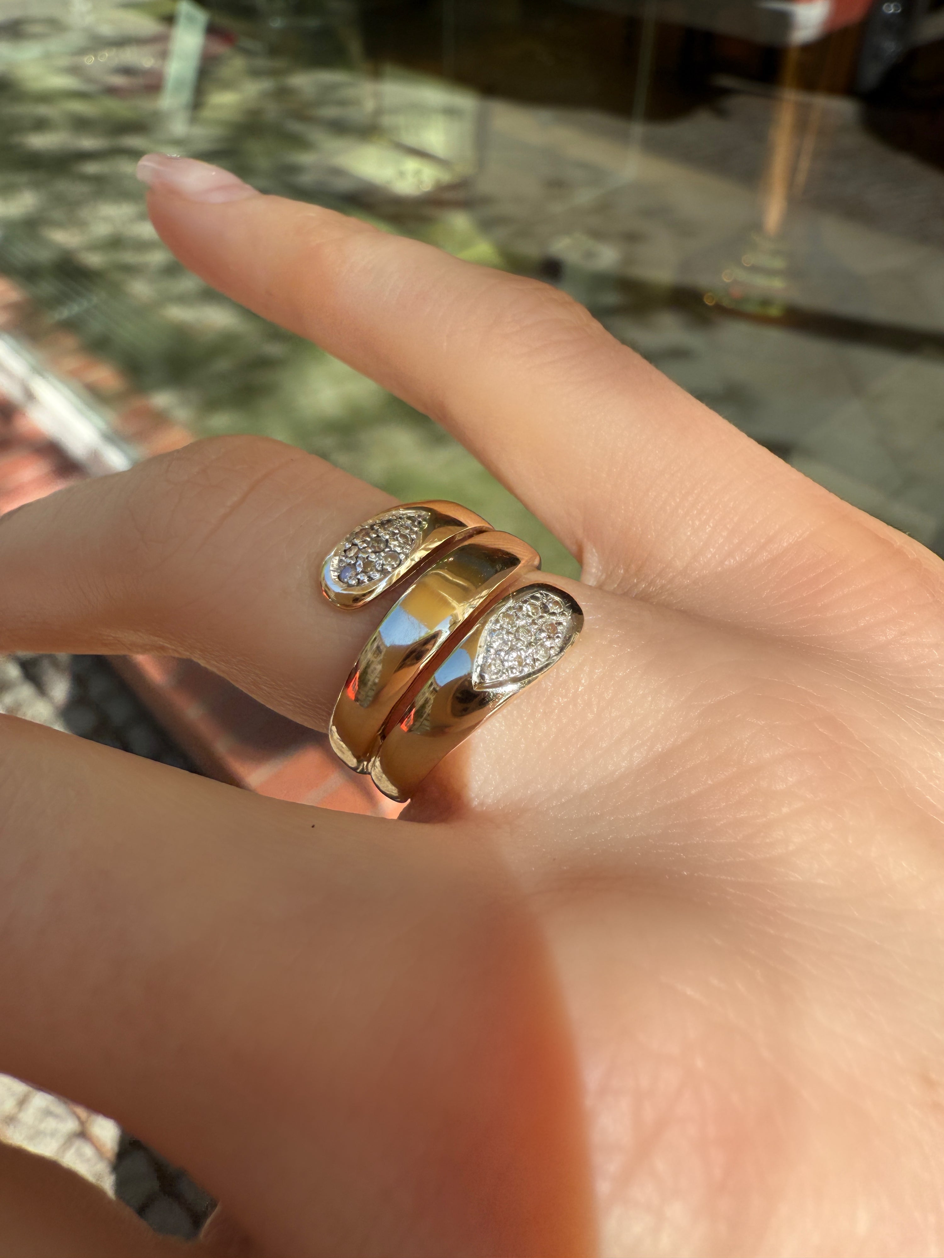 #897 14k Ring mit 18 Diamanten - RG 55