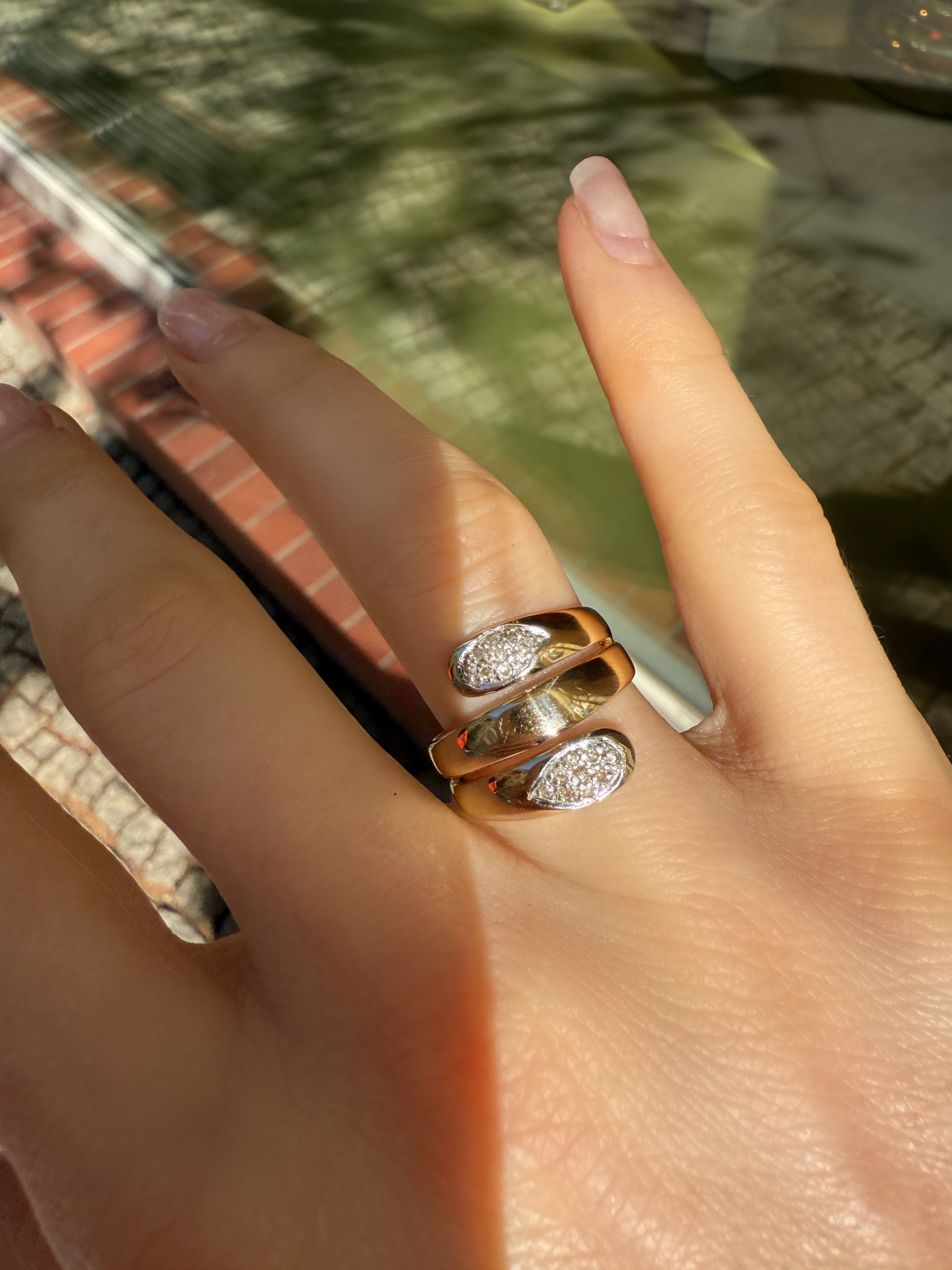 #897 14k Ring mit 18 Diamanten - RG 55