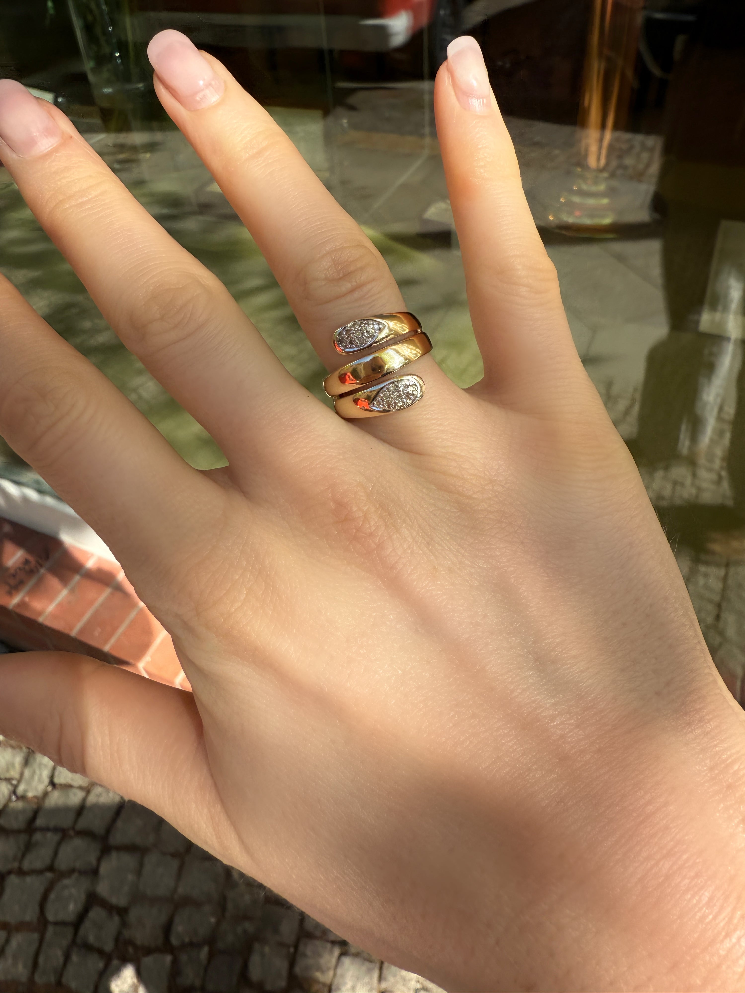 #897 14k Ring mit 18 Diamanten - RG 55