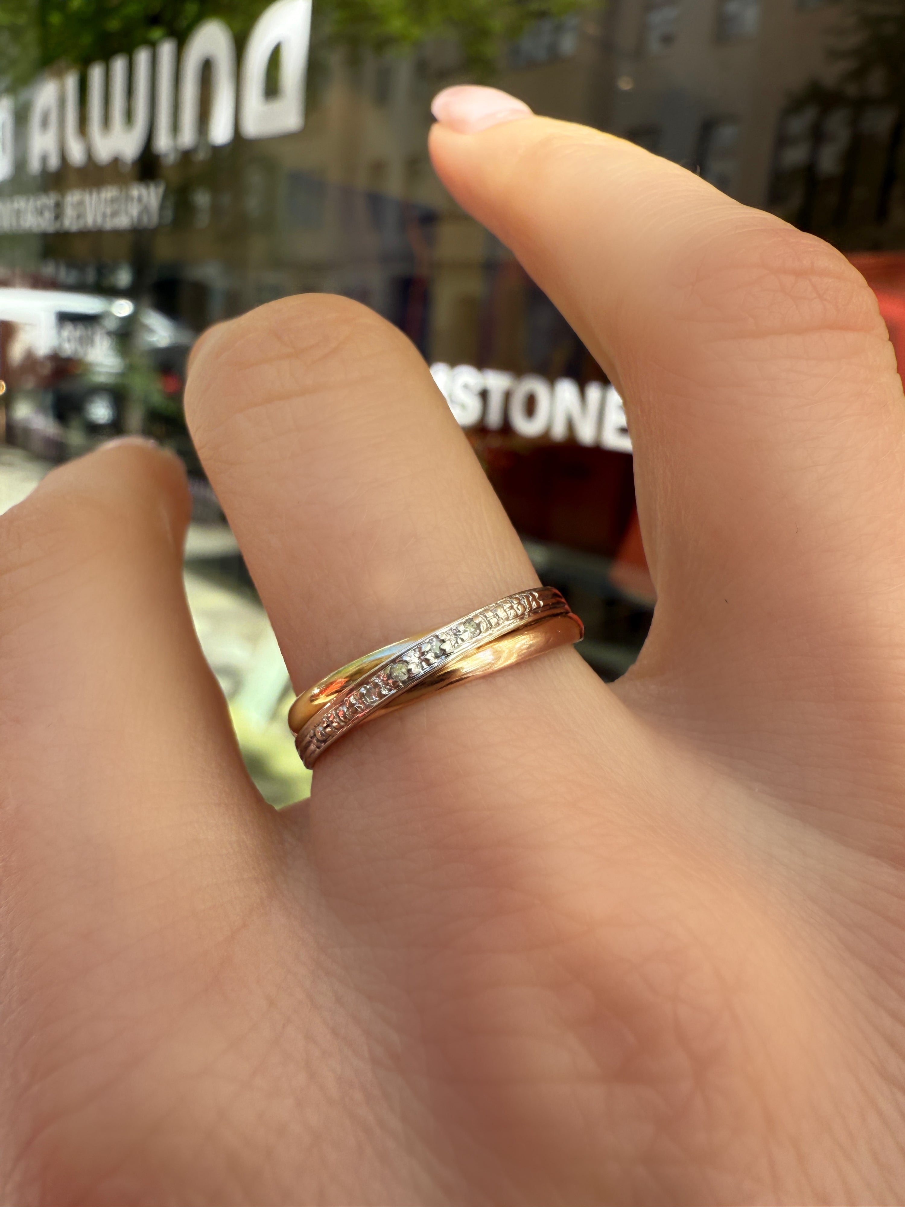 #903 14k Ring Tricolor mit 4 Diamanten - RG 56