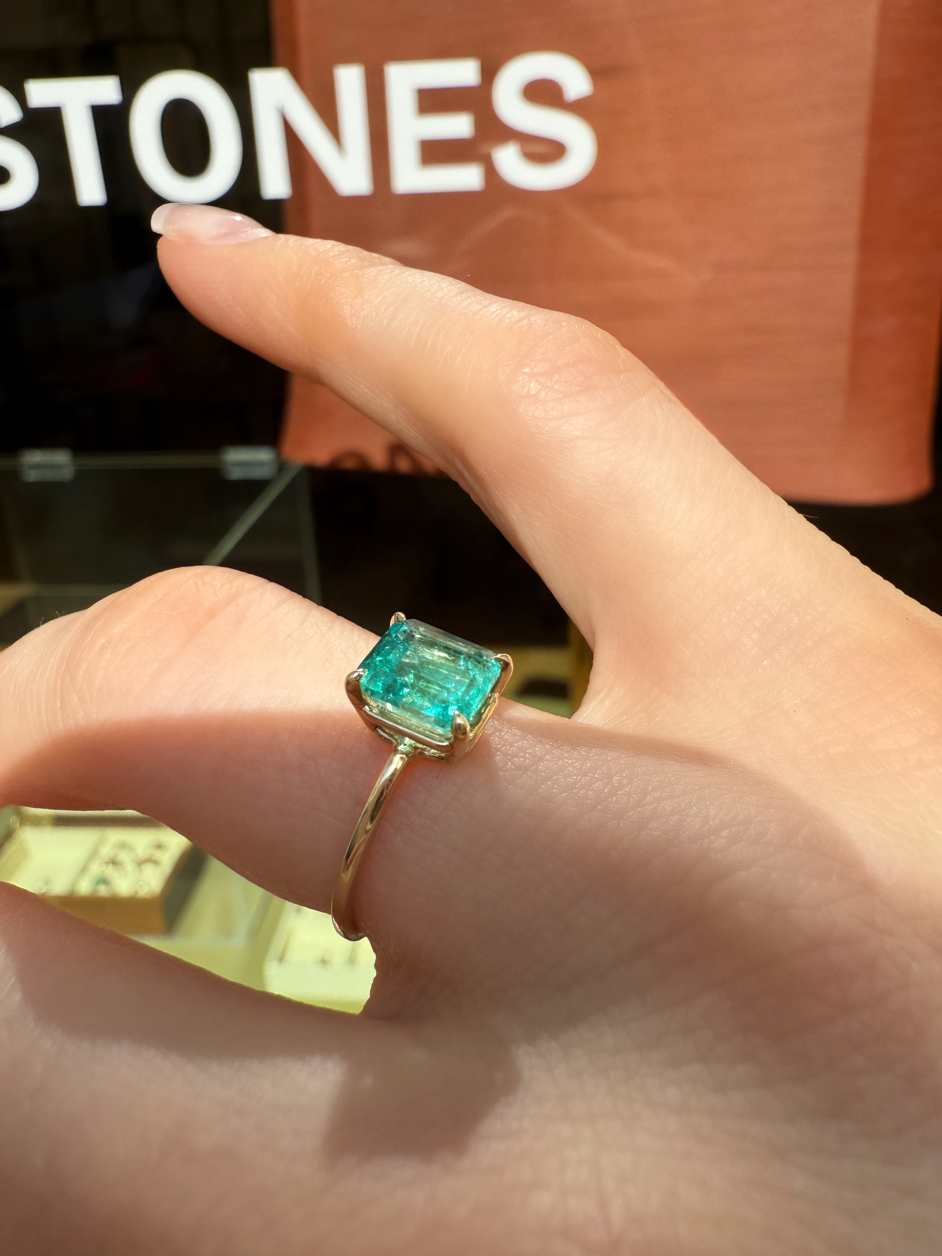 #901 14k Ring mit Smaragd - RG 51