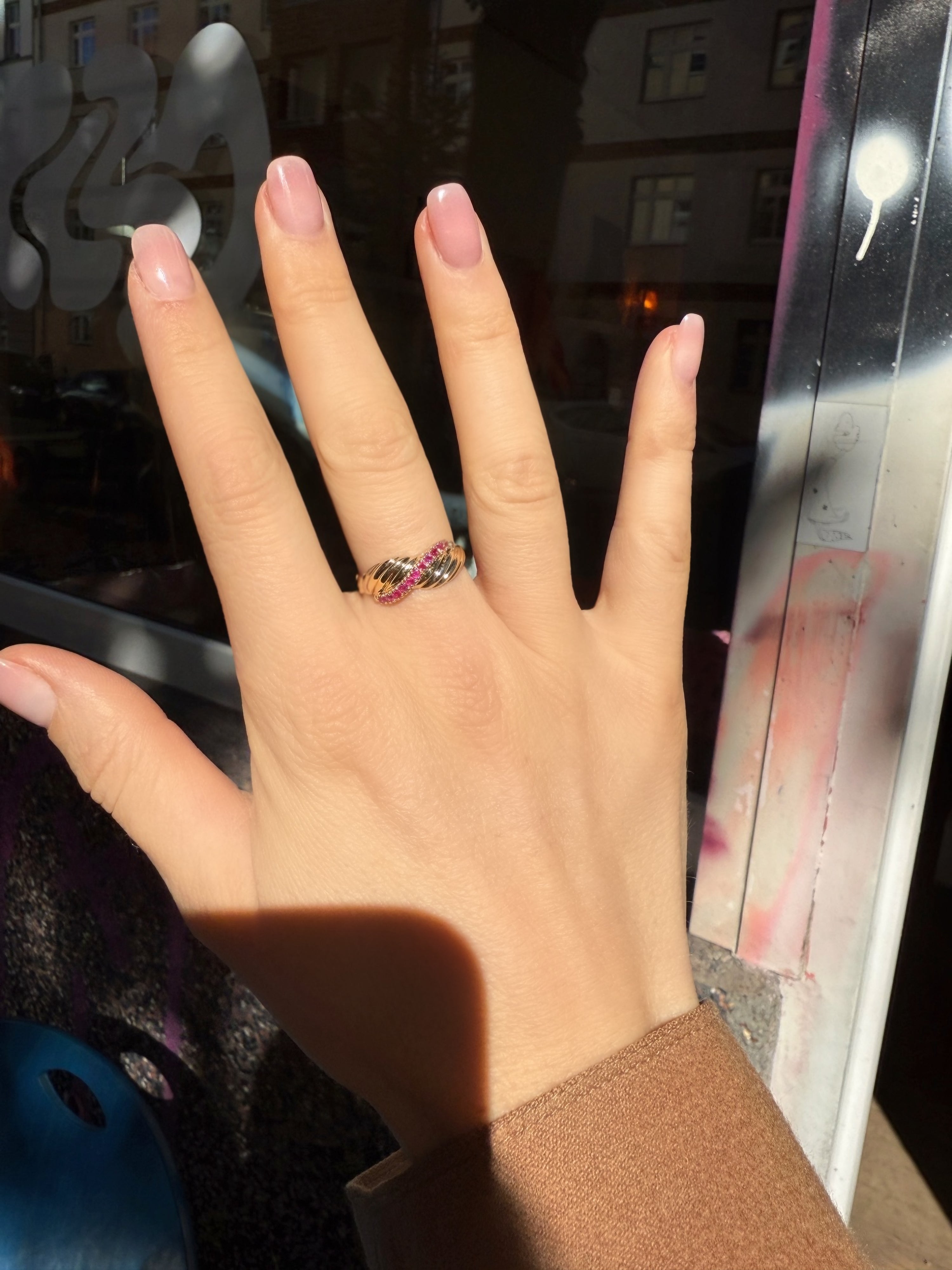 #134 9k Ring mit Rubinen - RG 56