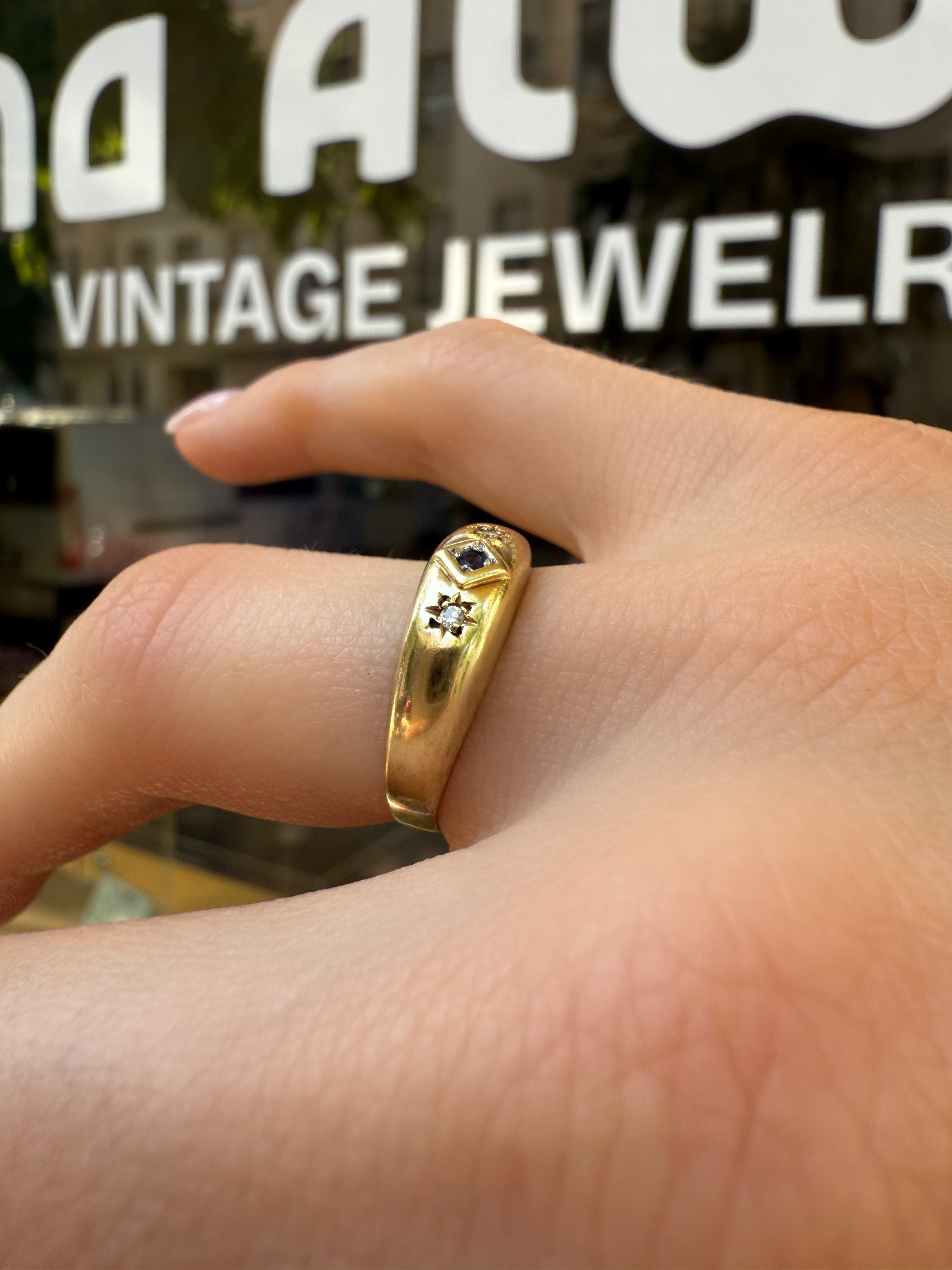 #1096 8k Ring with Sapphire & 2 Diamonds - RG 53