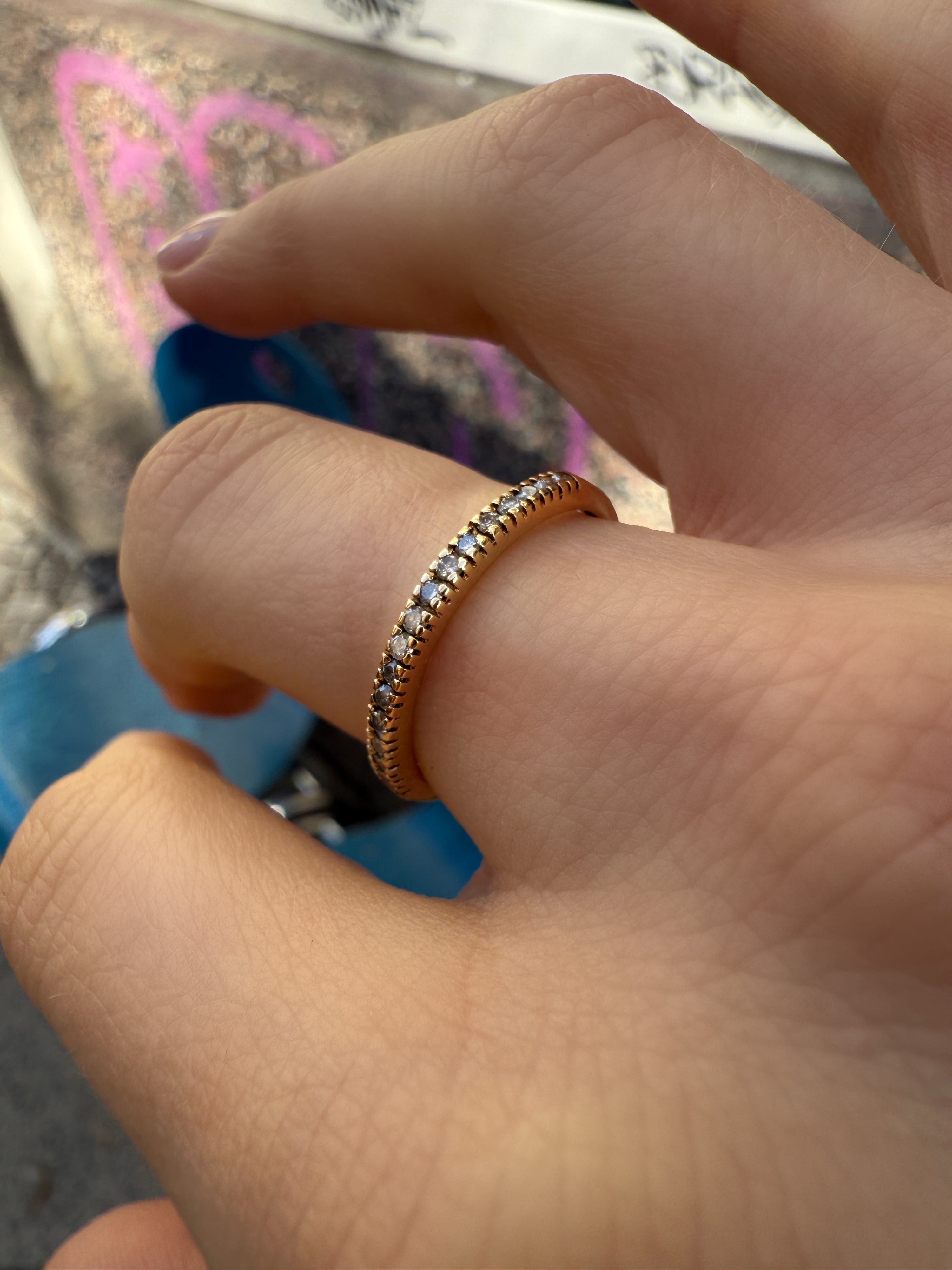 #660 14k Ring mit 17 Diamanten - RG 56,5