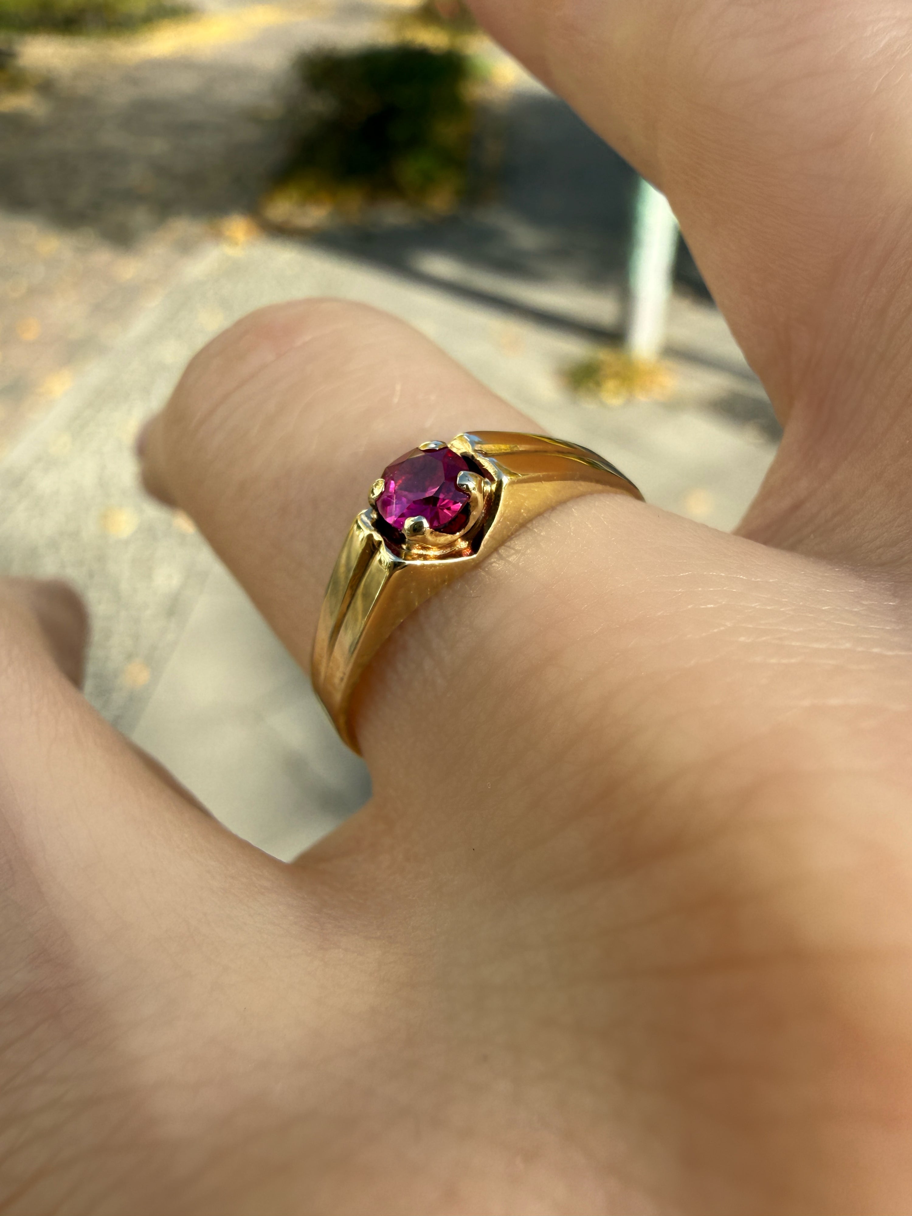 #420 8k Ring mit Rubin - RG 51